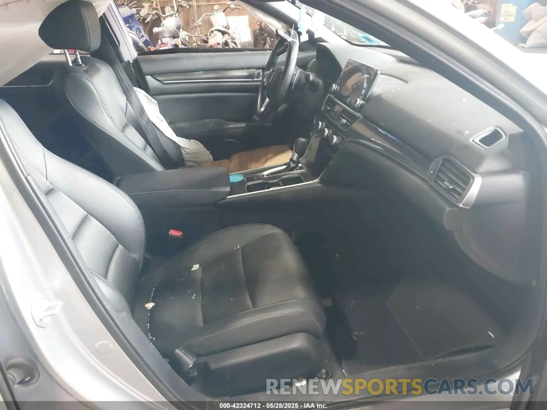 5 fotografías del automóvil dañado 1HGCV1F3XNA091349 HONDA ACCORD 2022