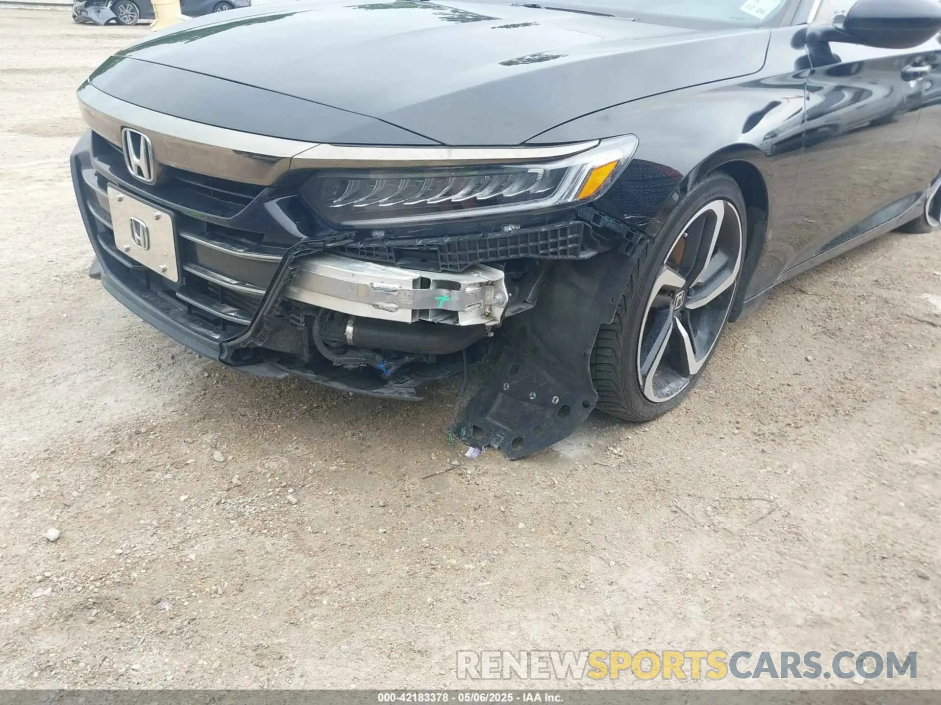 18 fotografías del automóvil dañado 1HGCV1F46NA015698 HONDA ACCORD 2022