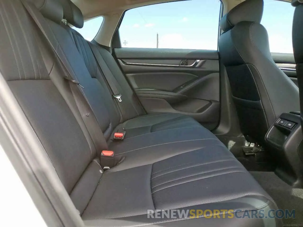 10 fotografías del automóvil dañado 1HGCV1F47NA081547 HONDA ACCORD 2022