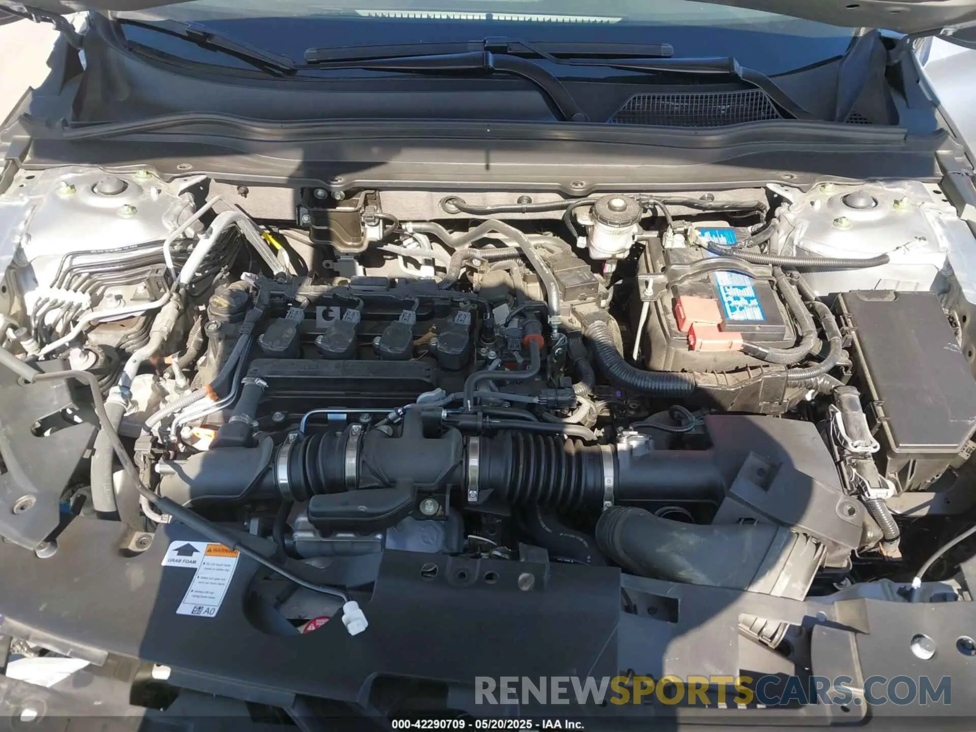10 fotografías del automóvil dañado 1HGCV1F49NA069433 HONDA ACCORD 2022