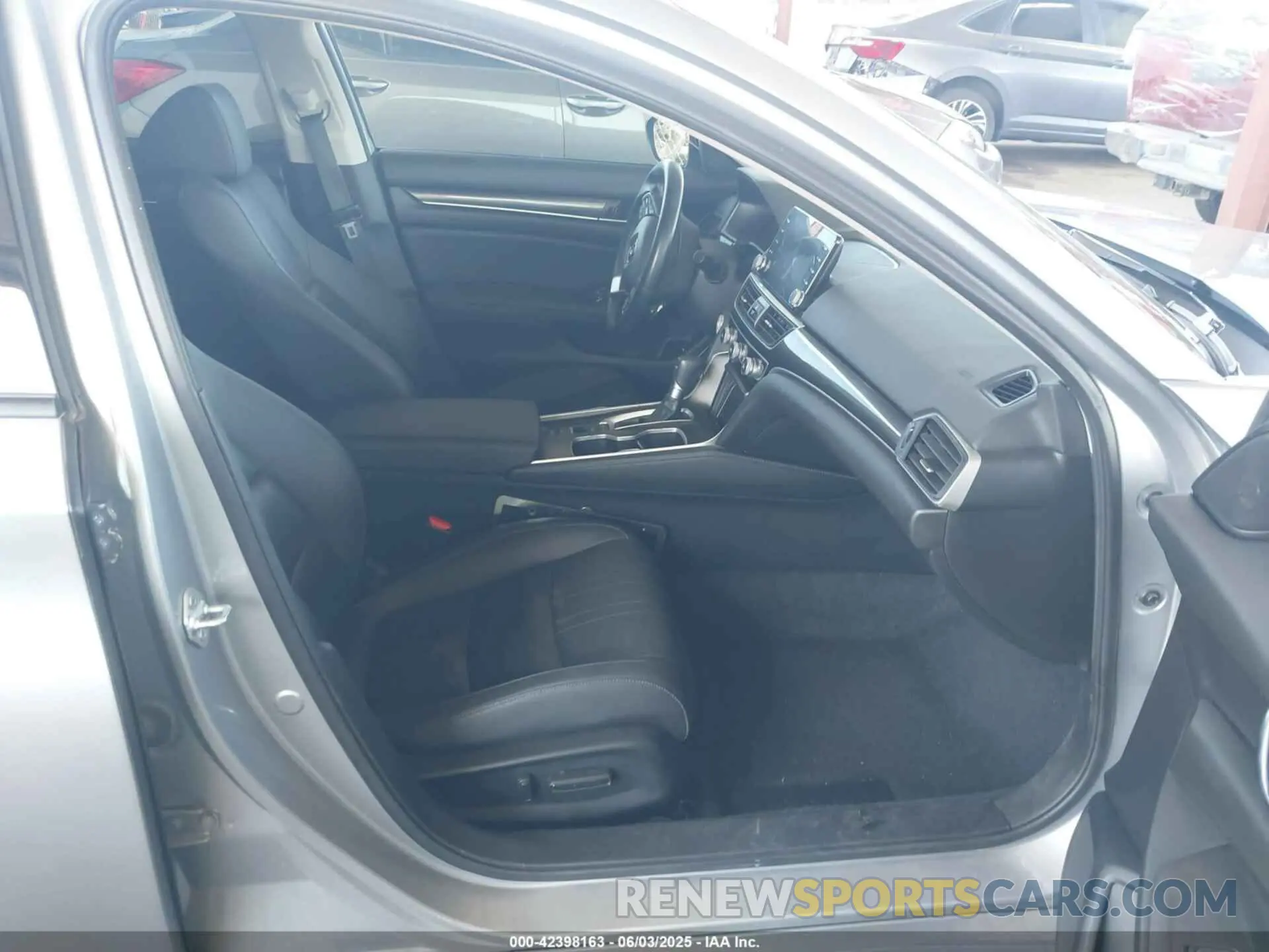 5 fotografías del automóvil dañado 1HGCV1F4XNA064399 HONDA ACCORD 2022