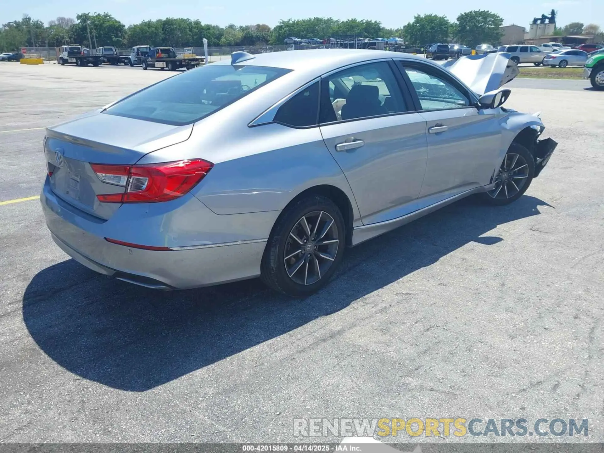 4 fotografías del automóvil dañado 1HGCV1F57NA074736 HONDA ACCORD 2022