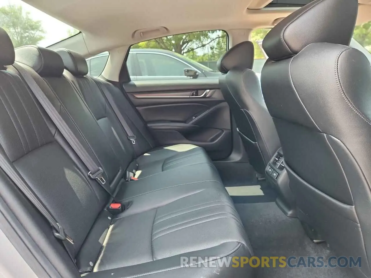 10 fotografías del automóvil dañado 1HGCV1F58NA039574 HONDA ACCORD 2022