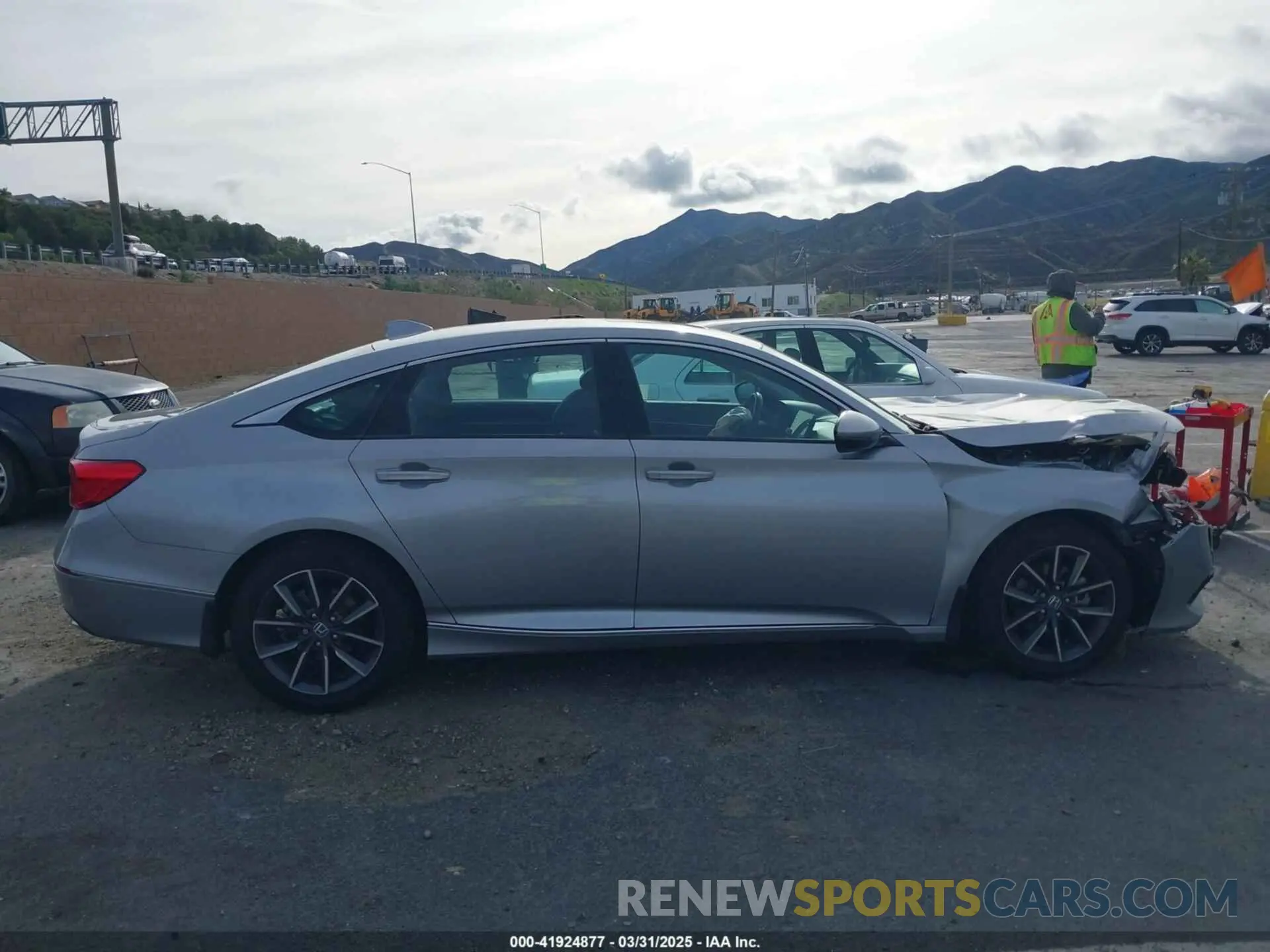 13 fotografías del automóvil dañado 1HGCV1F5XNA041987 HONDA ACCORD 2022