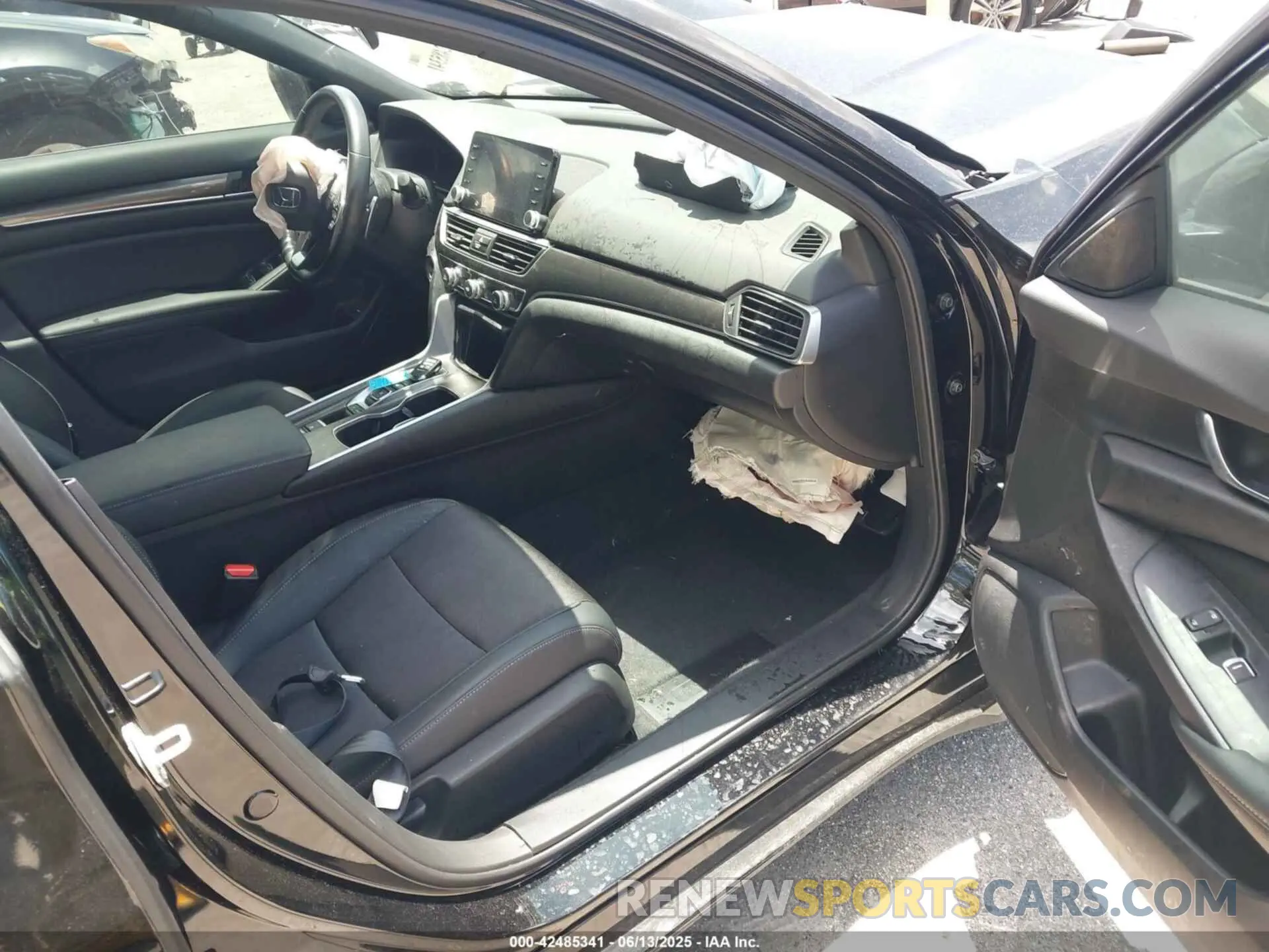 5 fotografías del automóvil dañado 1HGCV2F35NA014703 HONDA ACCORD 2022