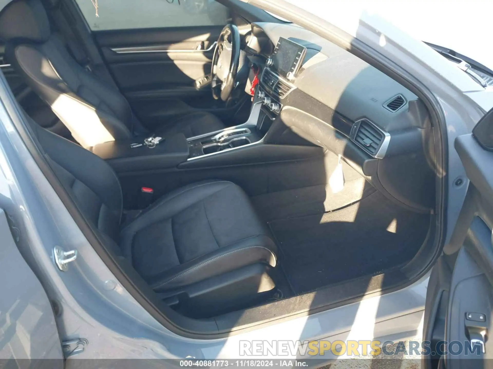 5 fotografías del automóvil dañado 1HGCV2F39NA014963 HONDA ACCORD 2022