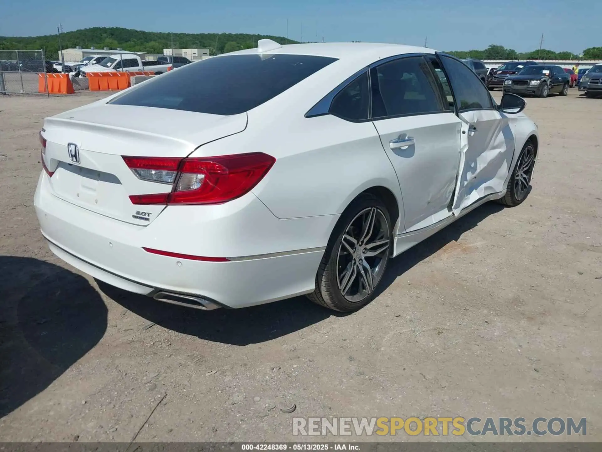4 fotografías del automóvil dañado 1HGCV2F92NA003629 HONDA ACCORD 2022