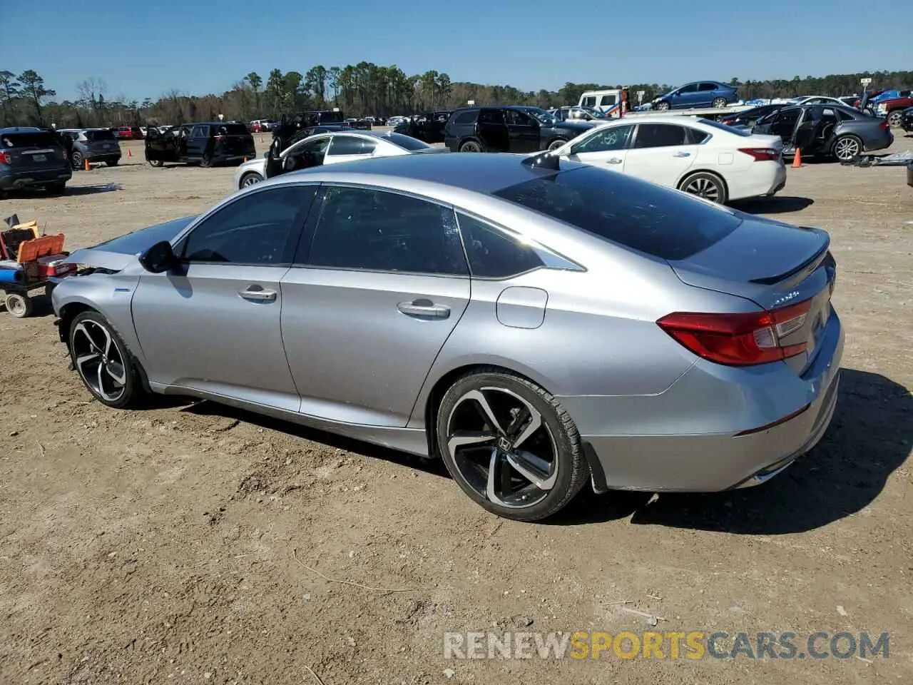 2 fotografías del automóvil dañado 1HGCV3F21NA004375 HONDA ACCORD 2022