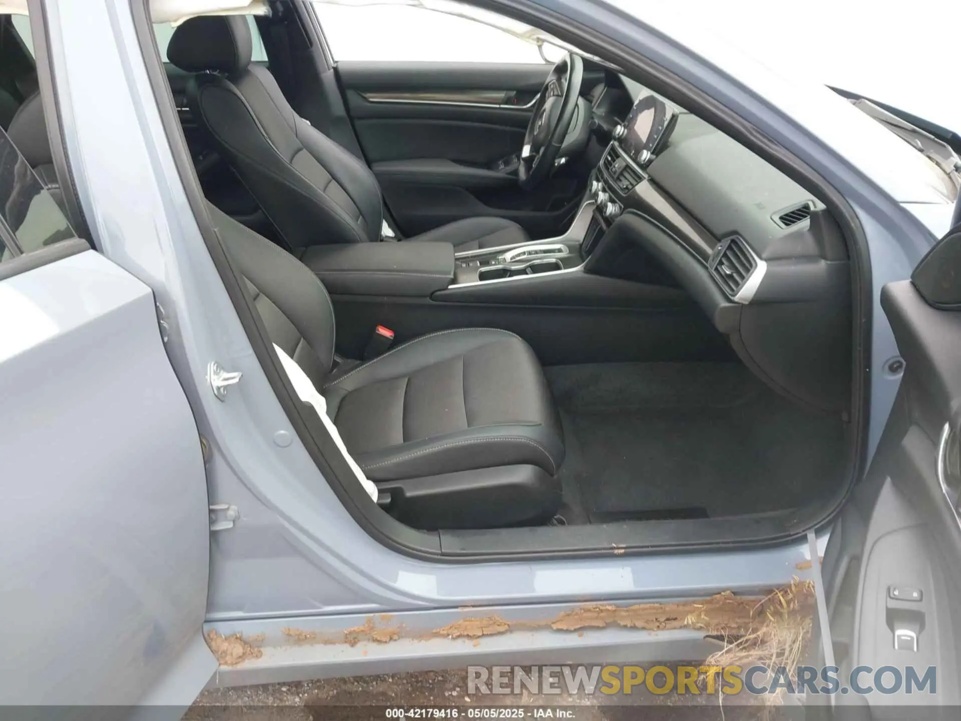 5 fotografías del automóvil dañado 1HGCV3F21NA038073 HONDA ACCORD 2022