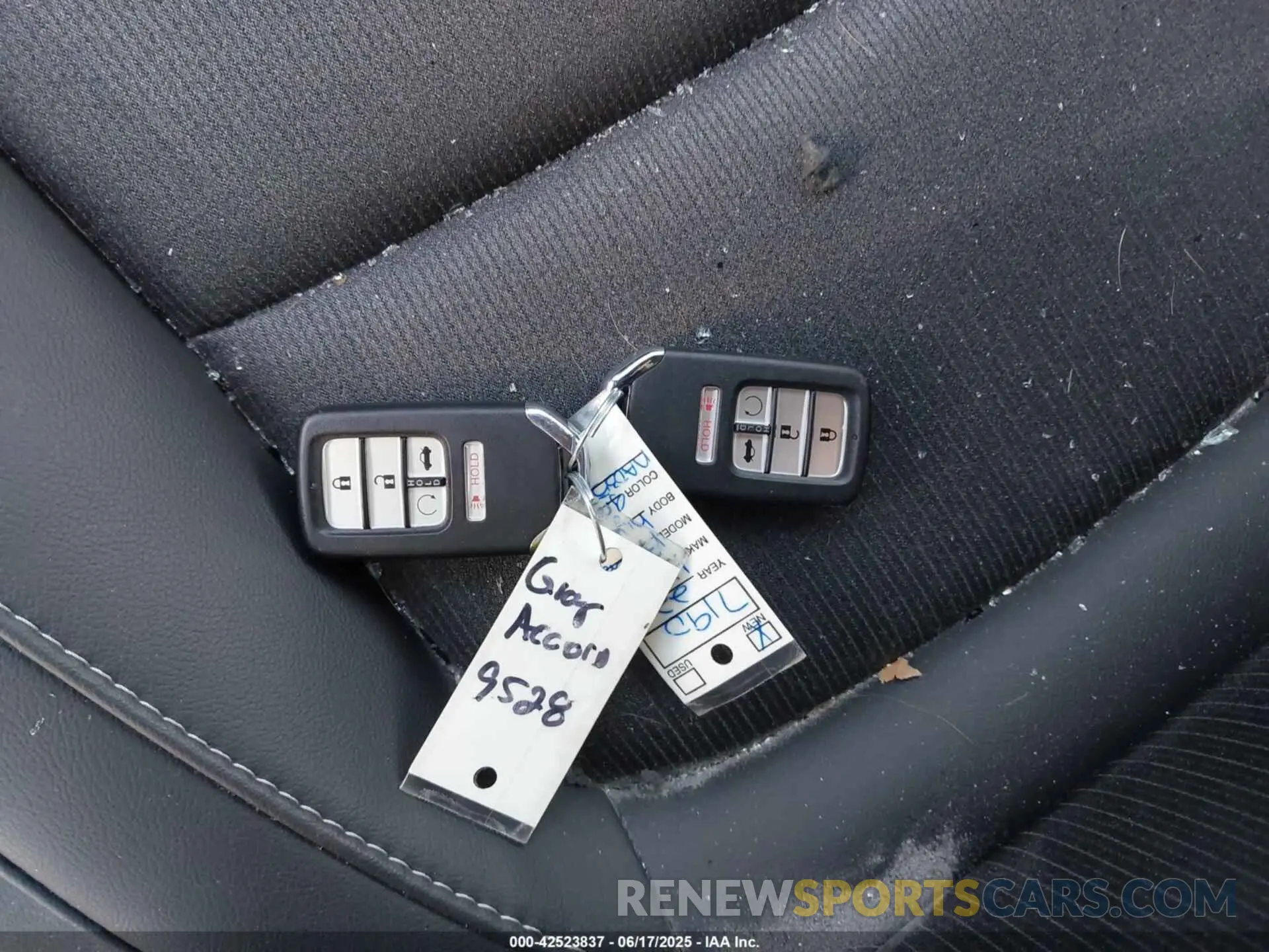 11 fotografías del automóvil dañado 1HGCV3F22NA035781 HONDA ACCORD 2022