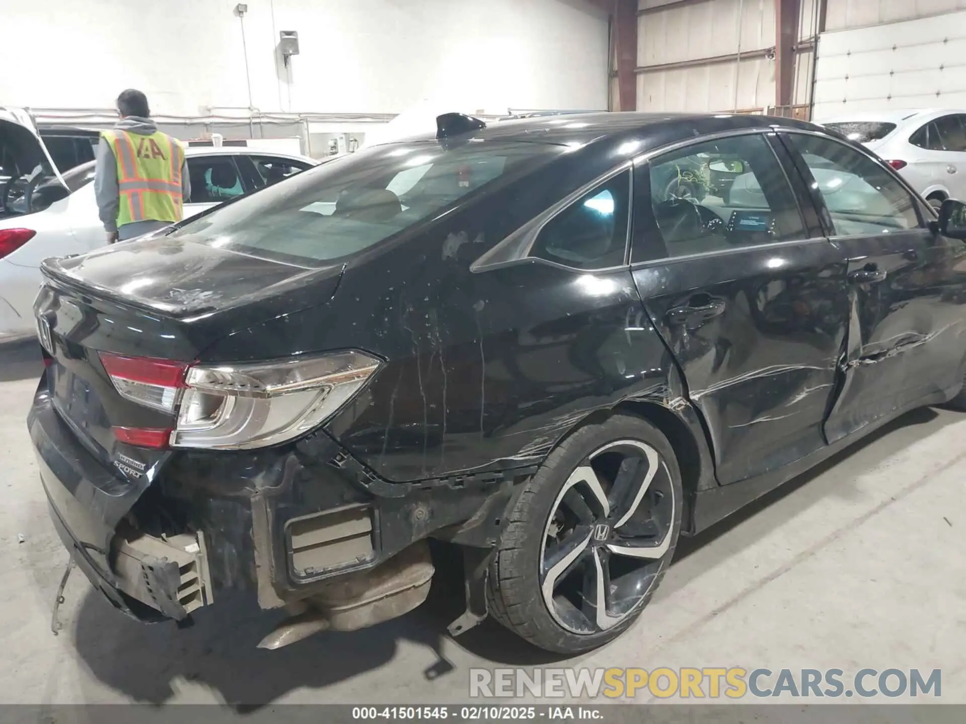 18 fotografías del automóvil dañado 1HGCV3F24NA012311 HONDA ACCORD 2022