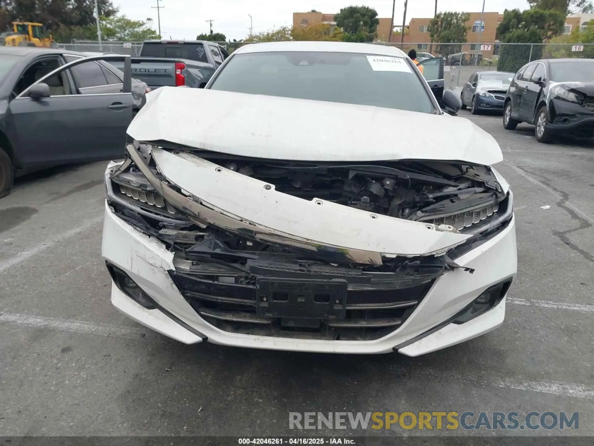 12 fotografías del automóvil dañado 1HGCV3F28NA032108 HONDA ACCORD 2022
