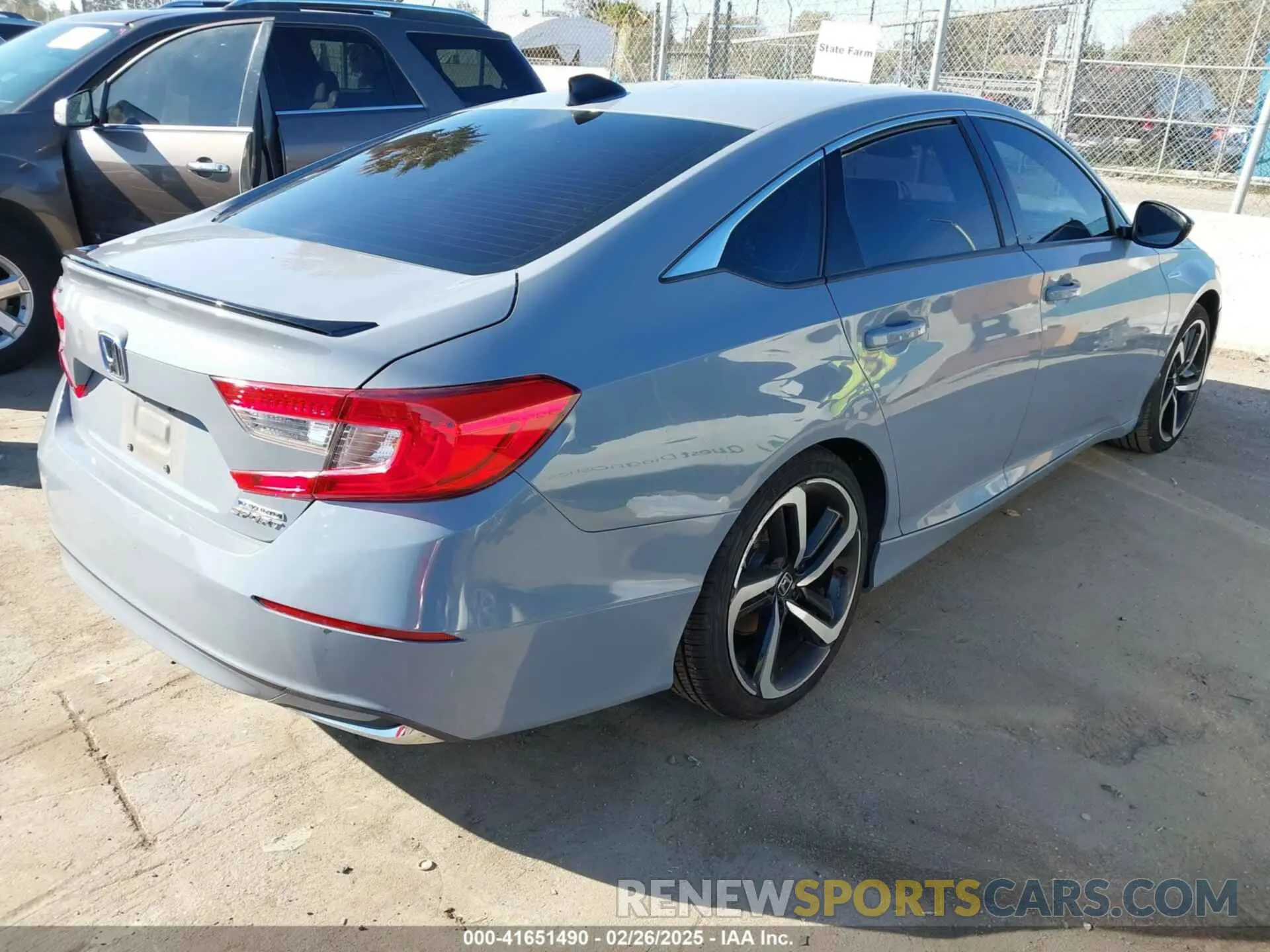 4 fotografías del automóvil dañado 1HGCV3F28NA032691 HONDA ACCORD 2022