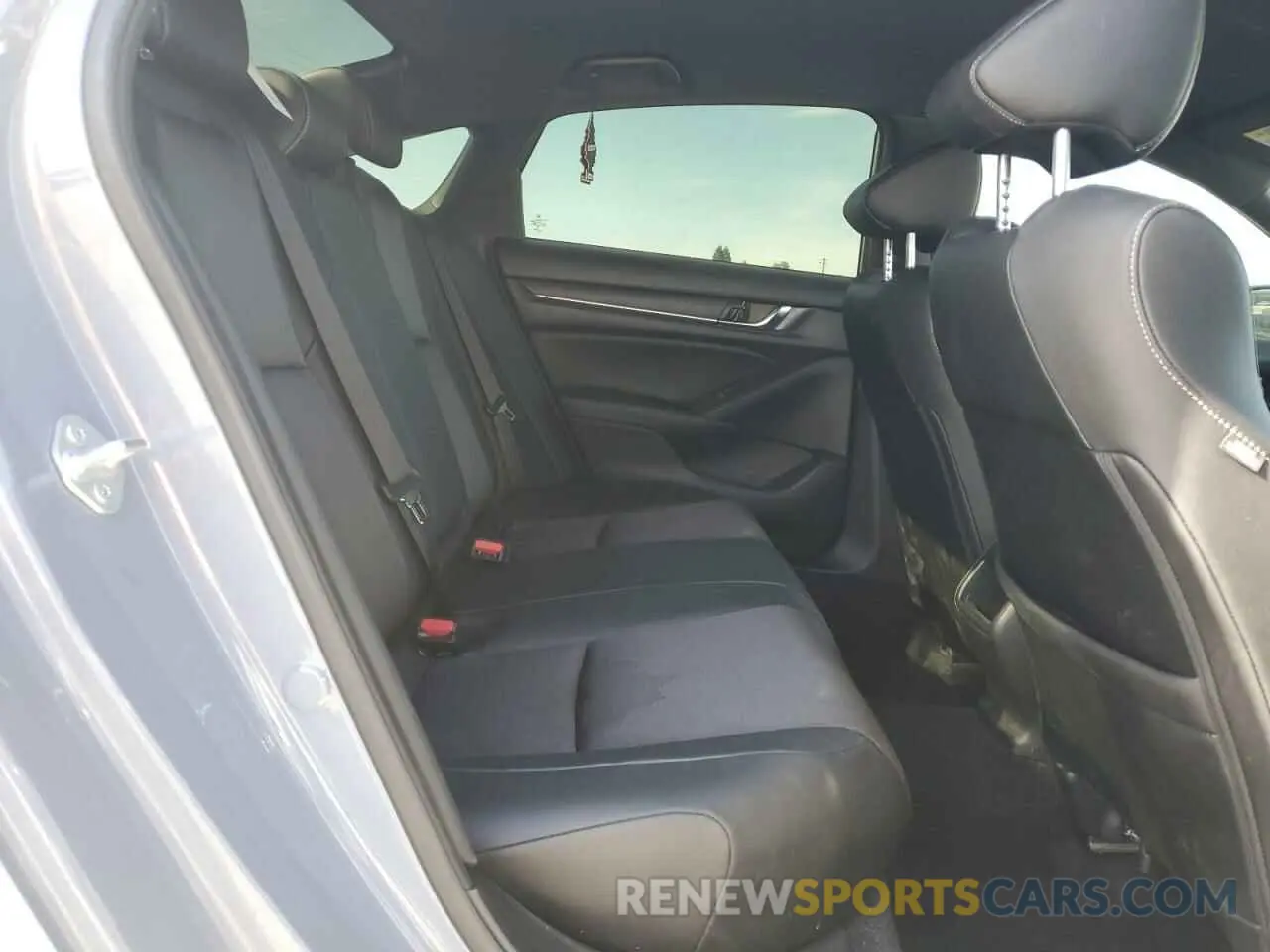 10 fotografías del automóvil dañado 1HGCV3F29NA029797 HONDA ACCORD 2022