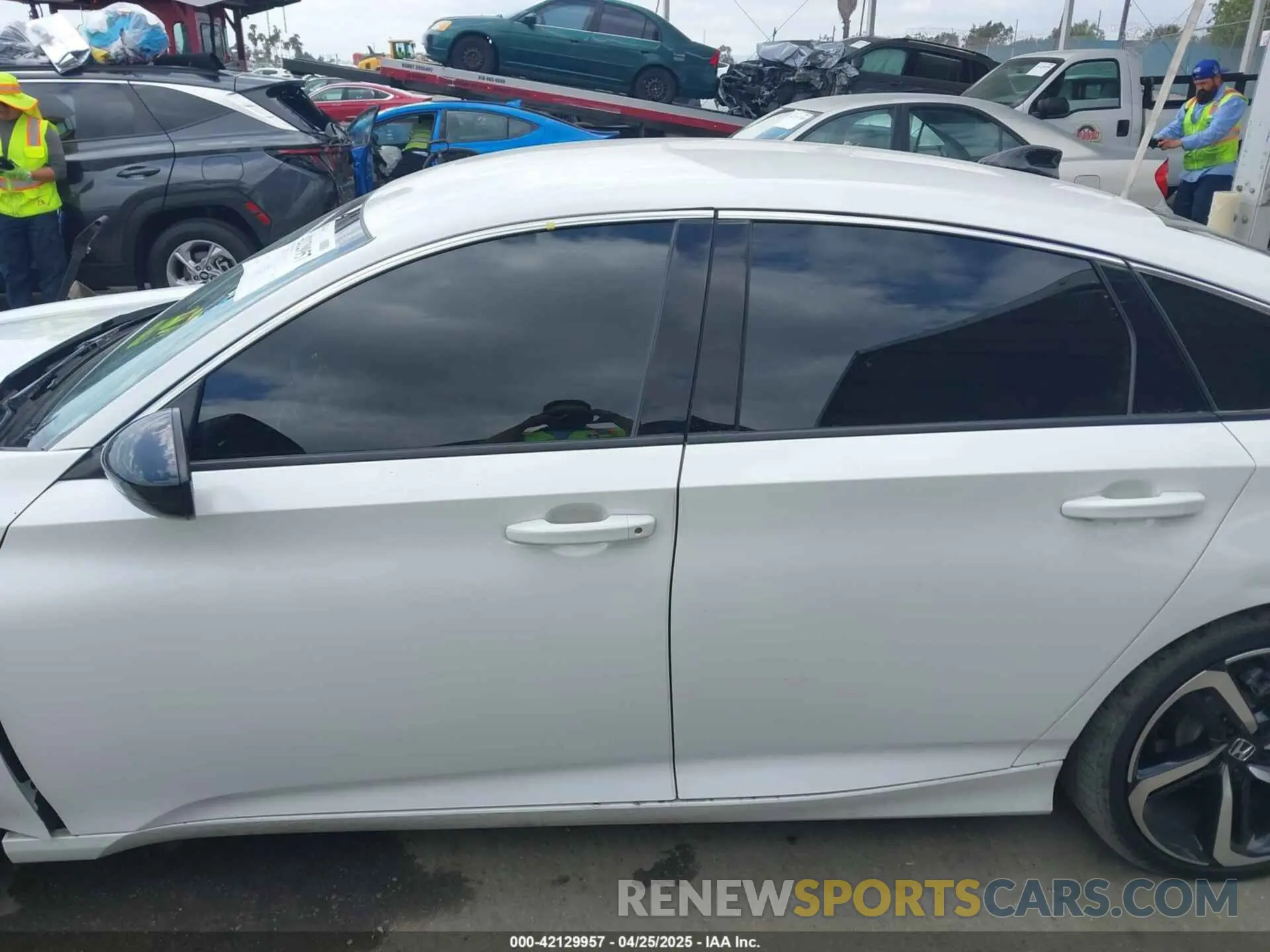 14 fotografías del automóvil dañado 1HGCV3F29NA030562 HONDA ACCORD 2022