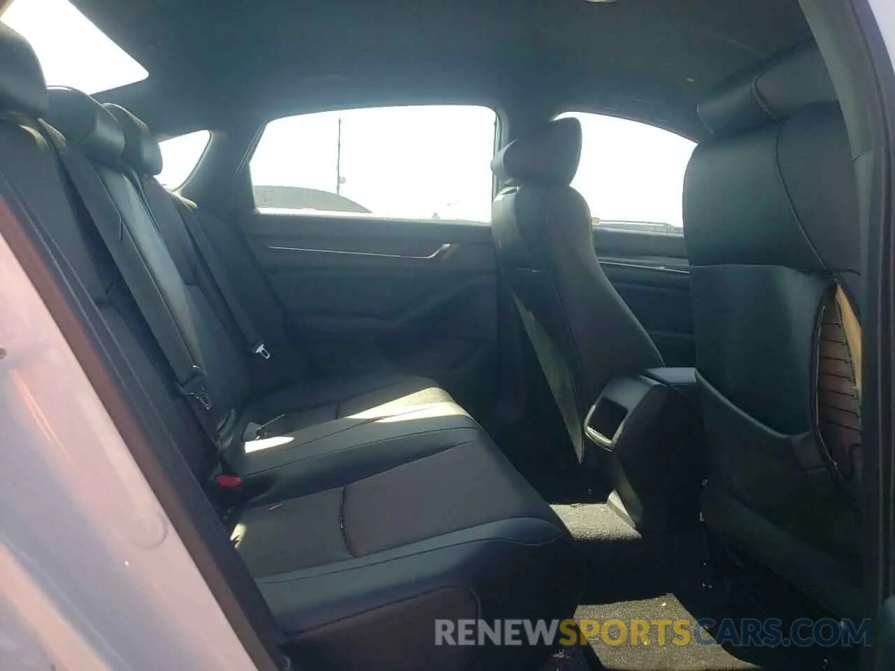 10 fotografías del automóvil dañado 1HGCV3F2XNA043062 HONDA ACCORD 2022