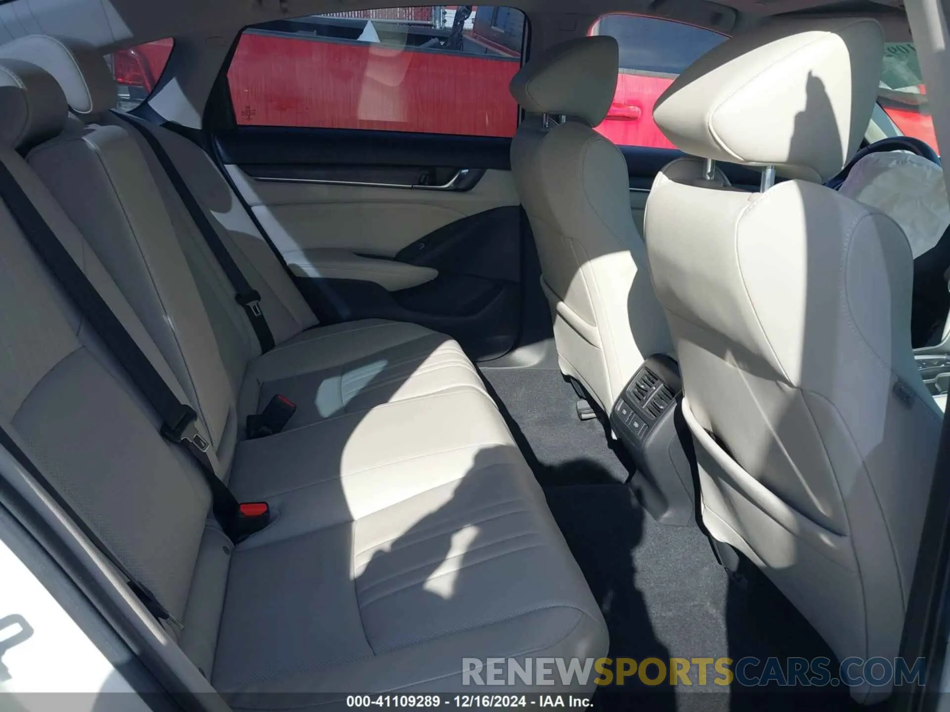 8 fotografías del automóvil dañado 1HGCV3F90NA002386 HONDA ACCORD 2022