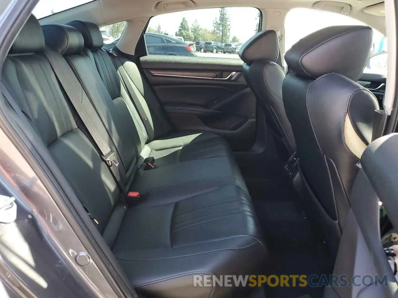 11 fotografías del automóvil dañado 1HGCV3F90NA016773 HONDA ACCORD 2022