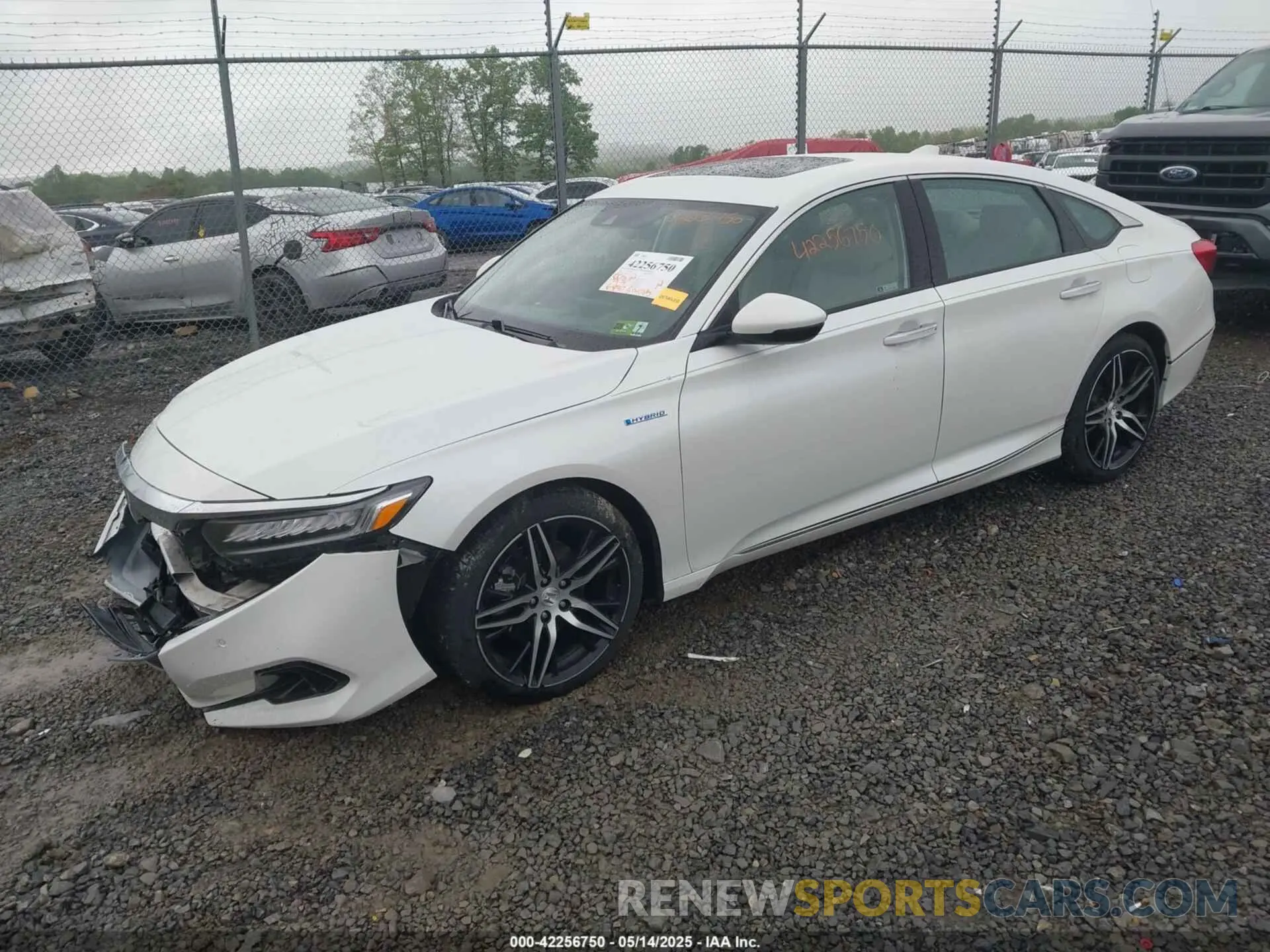 2 fotografías del automóvil dañado 1HGCV3F93NA025225 HONDA ACCORD 2022