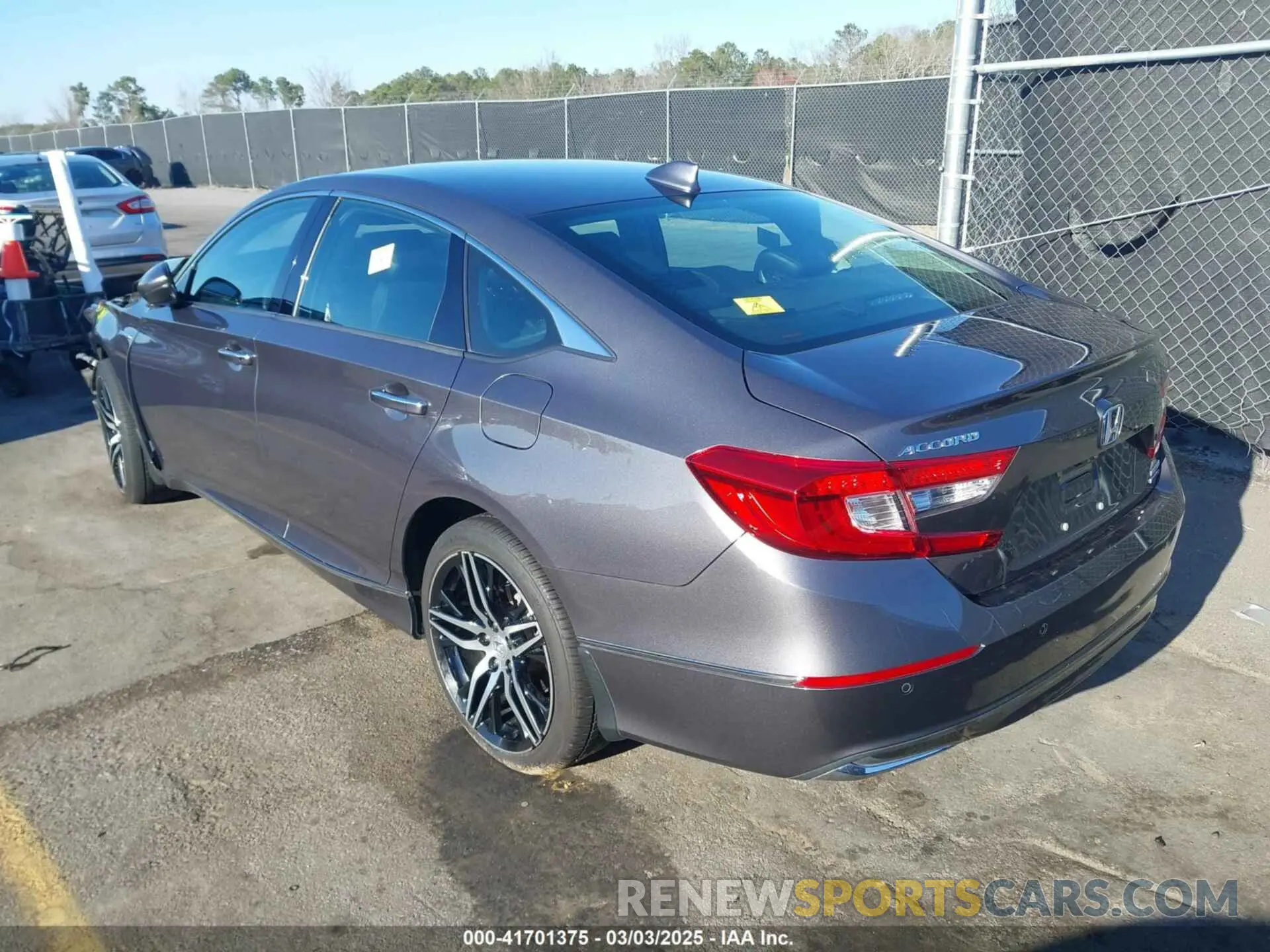 3 fotografías del automóvil dañado 1HGCV3F96NA011657 HONDA ACCORD 2022