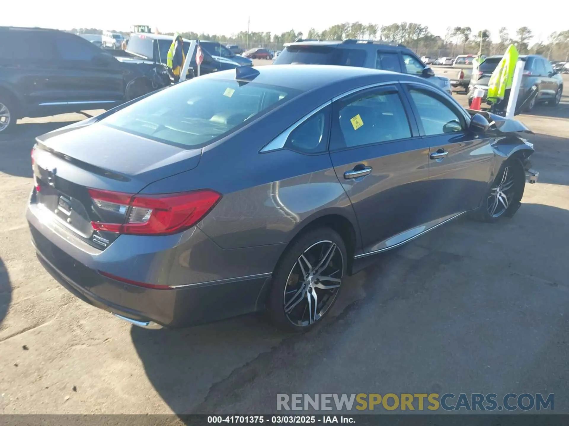 4 fotografías del automóvil dañado 1HGCV3F96NA011657 HONDA ACCORD 2022