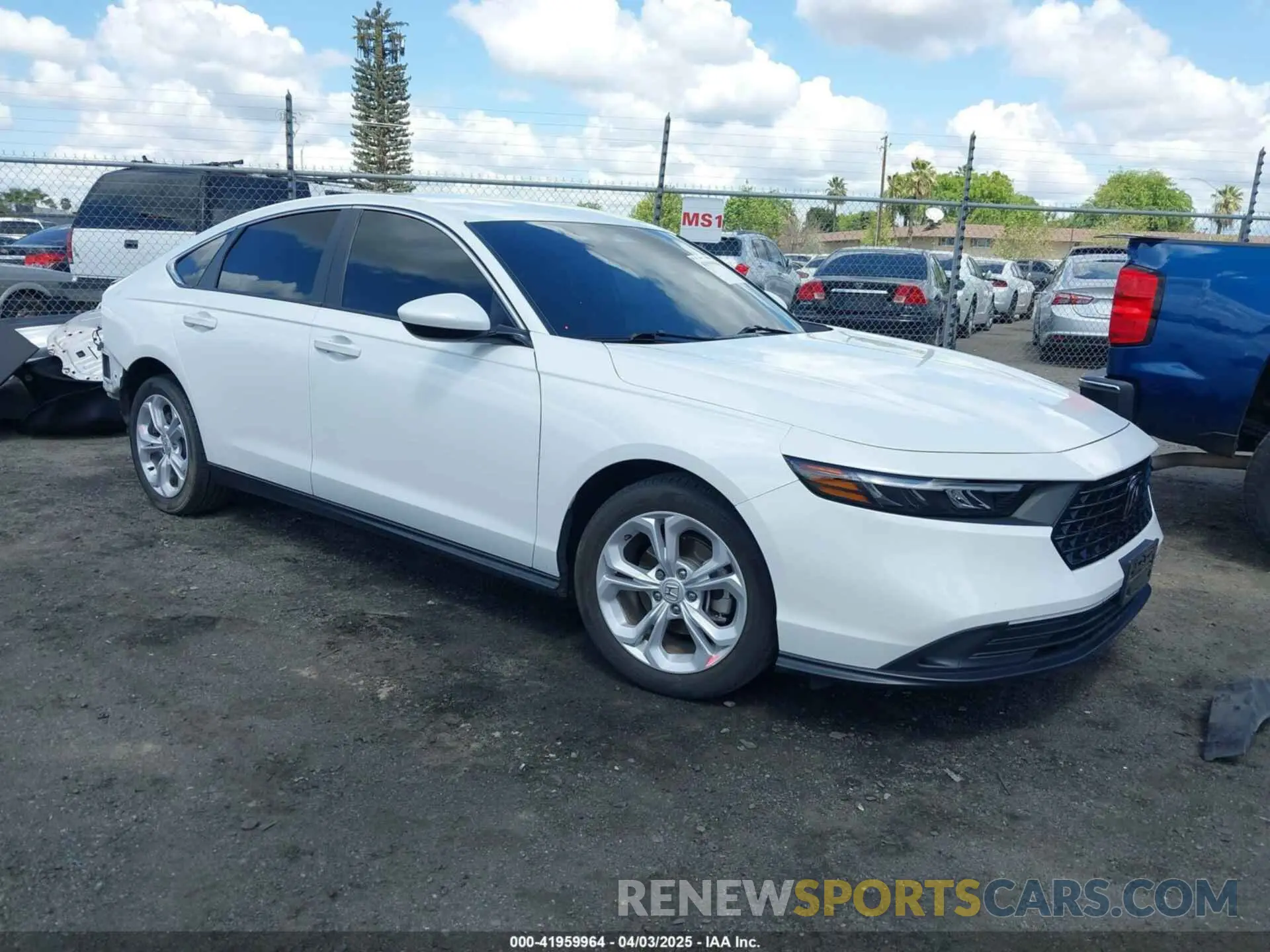14 fotografías del automóvil dañado 1HGCY1F20PA055400 HONDA ACCORD 2023