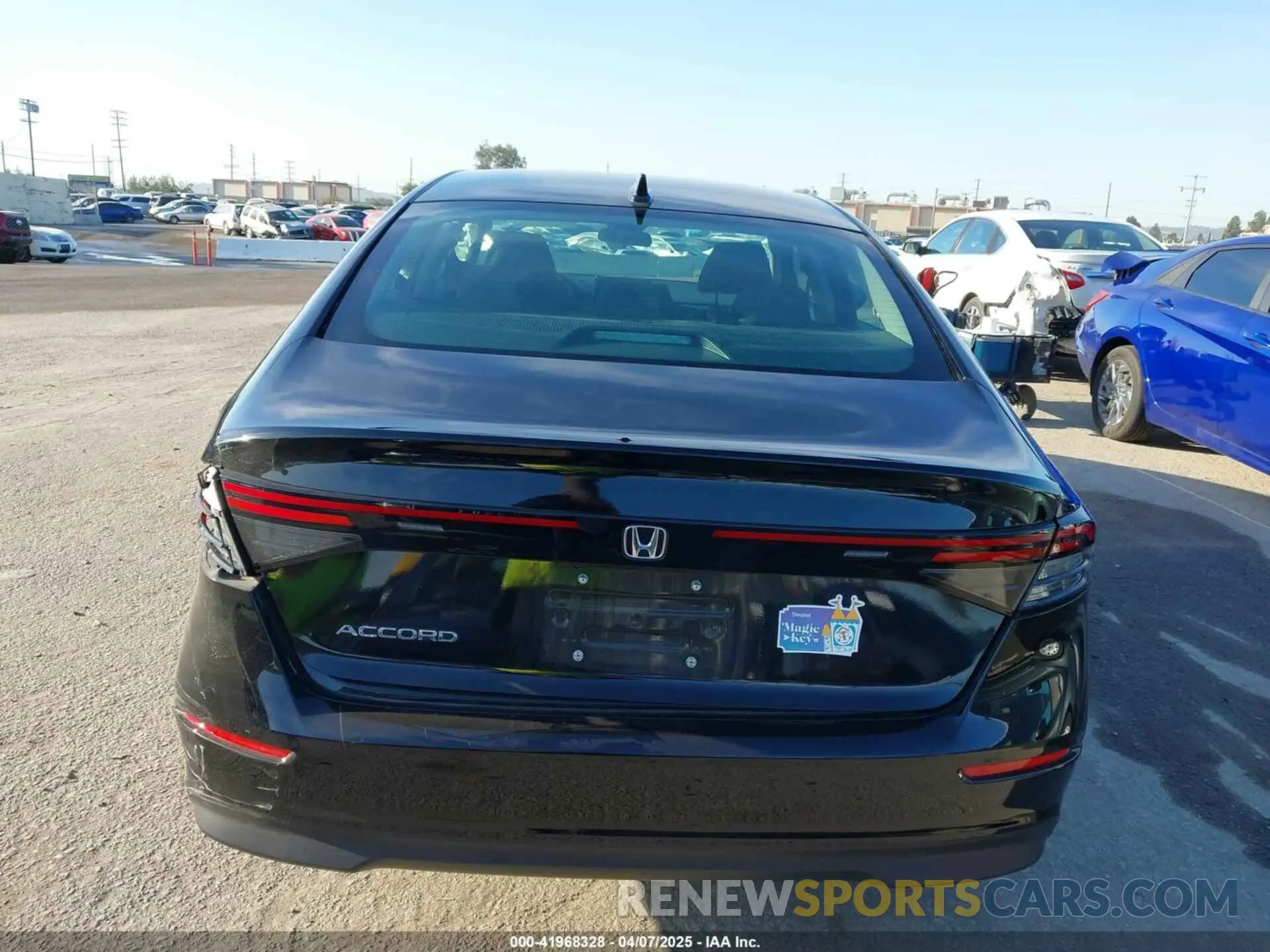 16 fotografías del automóvil dañado 1HGCY1F24PA046246 HONDA ACCORD 2023