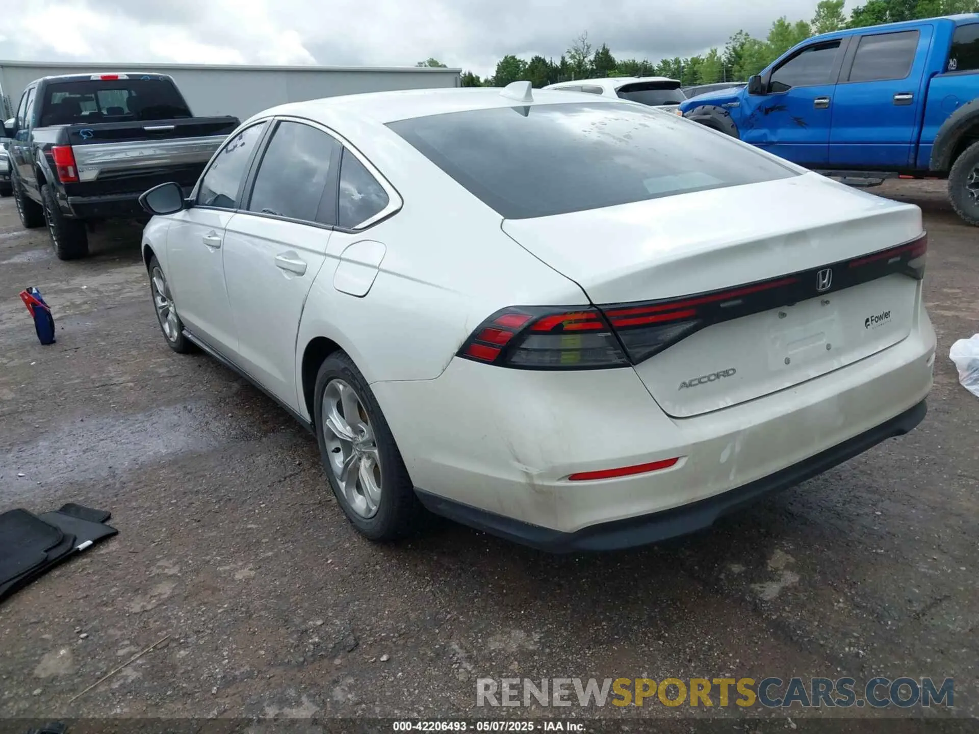 3 fotografías del automóvil dañado 1HGCY1F28PA010978 HONDA ACCORD 2023