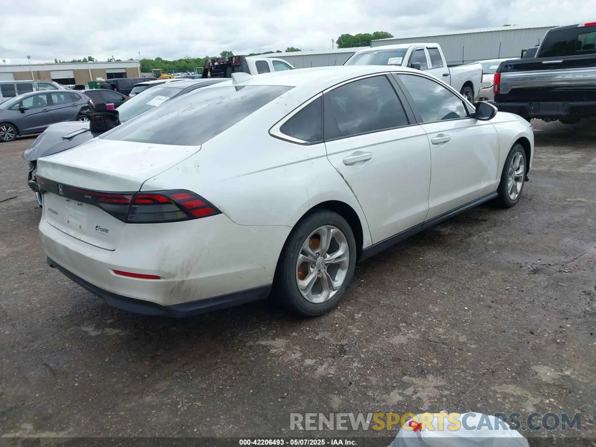 4 fotografías del automóvil dañado 1HGCY1F28PA010978 HONDA ACCORD 2023
