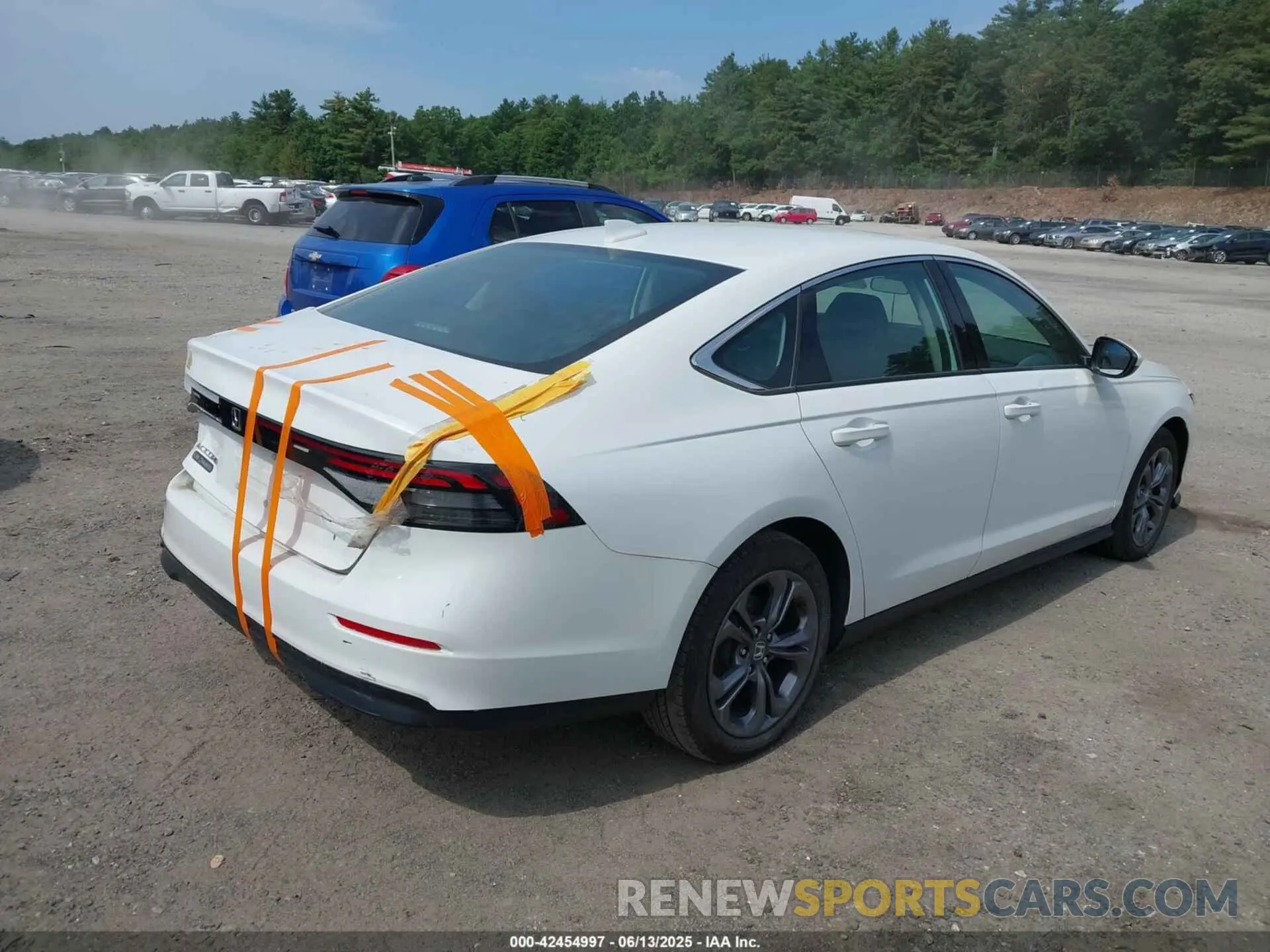 4 fotografías del automóvil dañado 1HGCY1F30PA033261 HONDA ACCORD 2023