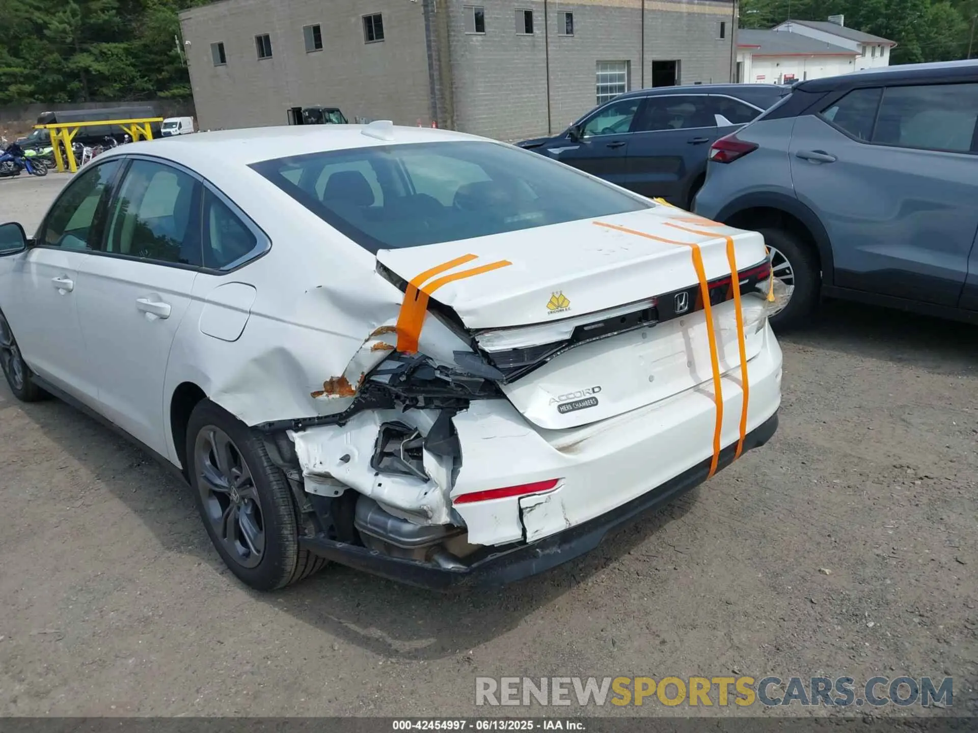 6 fotografías del automóvil dañado 1HGCY1F30PA033261 HONDA ACCORD 2023