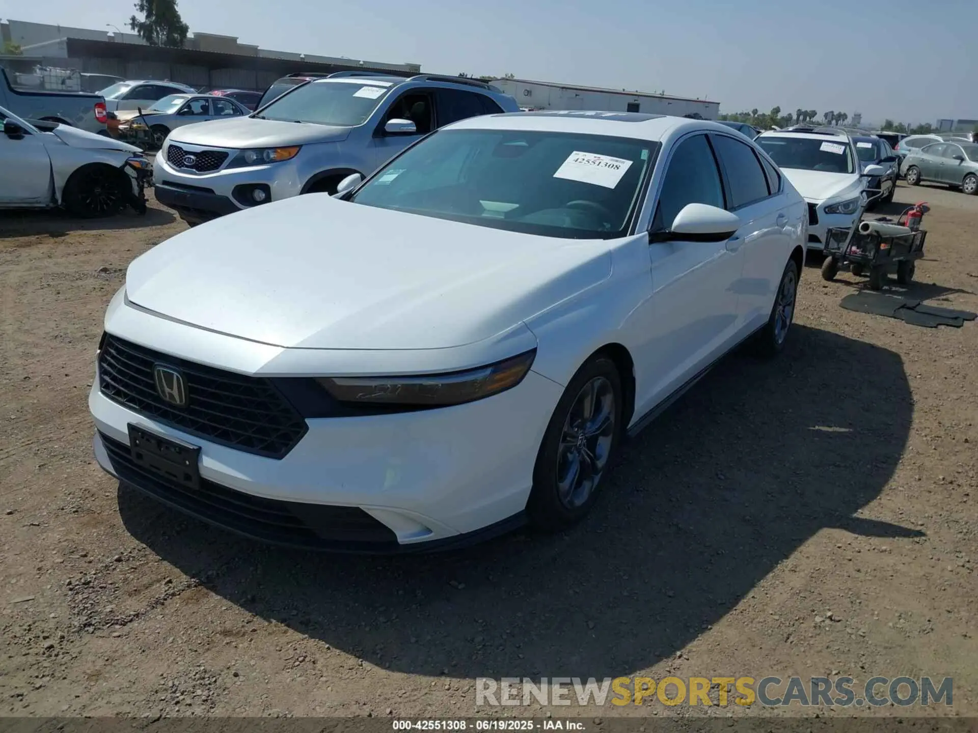 2 fotografías del automóvil dañado 1HGCY1F32PA009088 HONDA ACCORD 2023