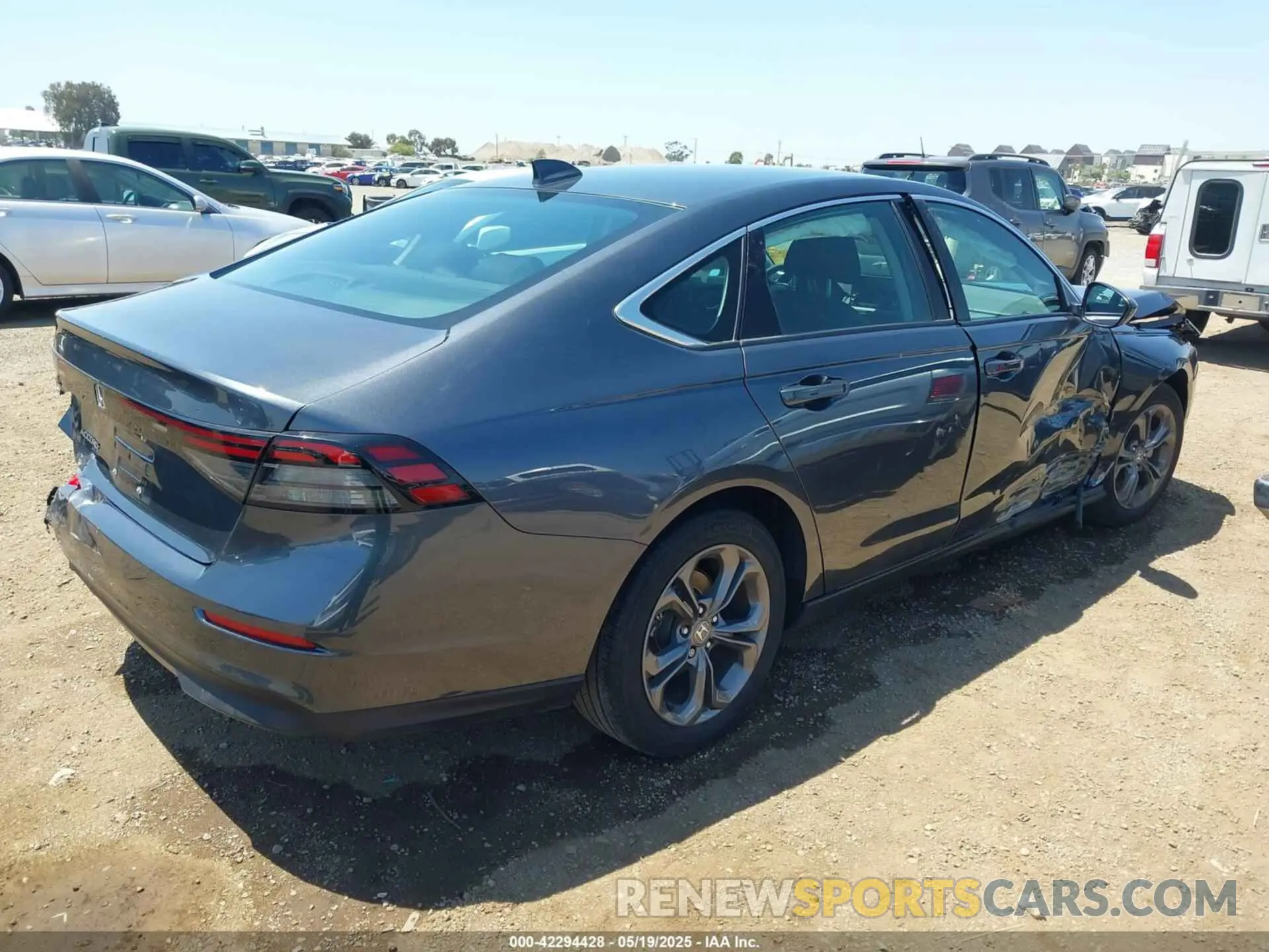 4 fotografías del automóvil dañado 1HGCY1F33PA017362 HONDA ACCORD 2023