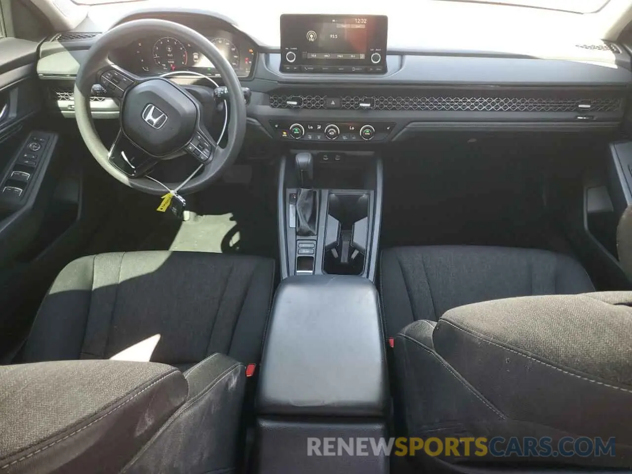 8 fotografías del automóvil dañado 1HGCY1F33PA054993 HONDA ACCORD 2023