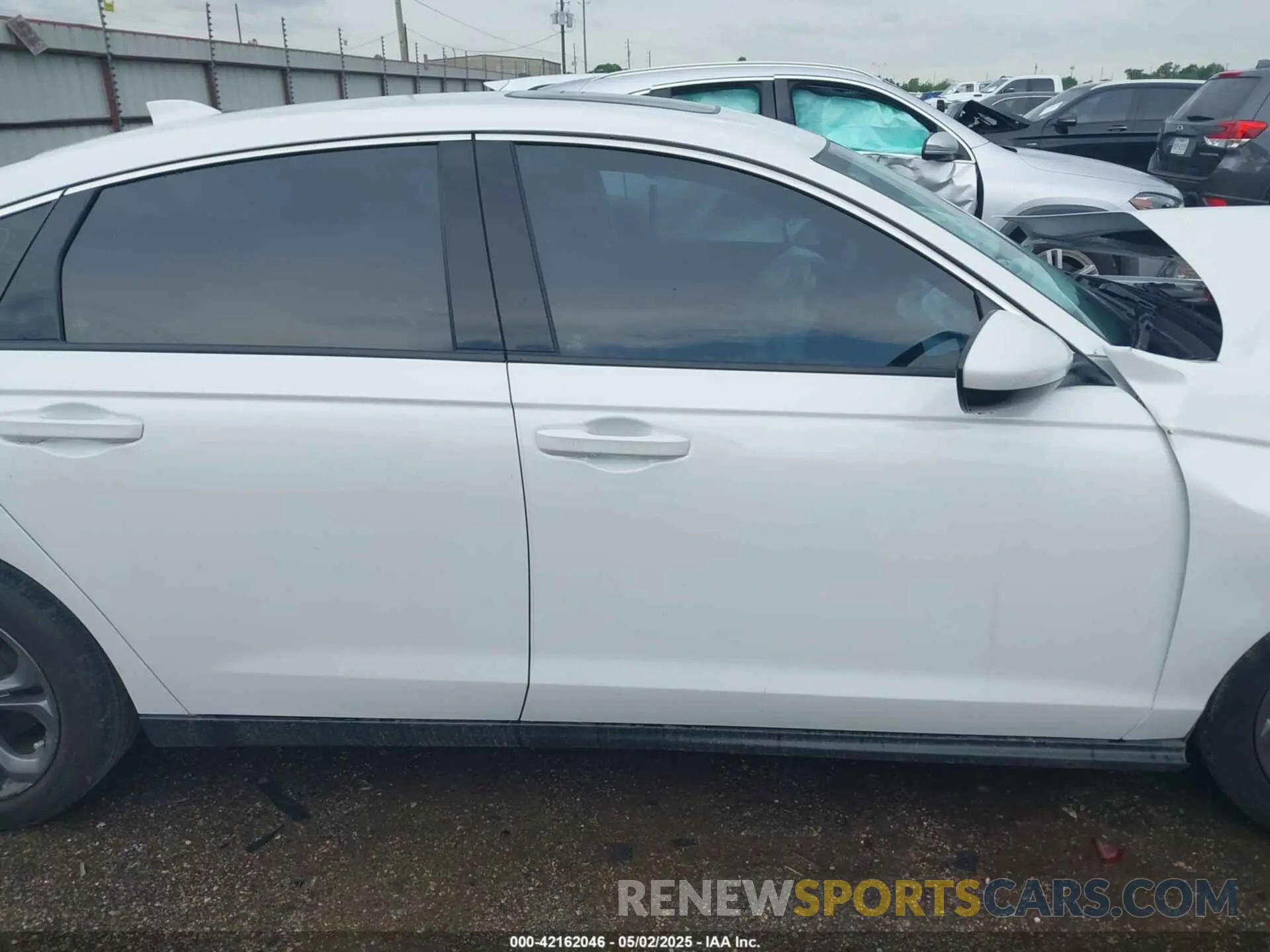 12 fotografías del automóvil dañado 1HGCY1F34PA055117 HONDA ACCORD 2023