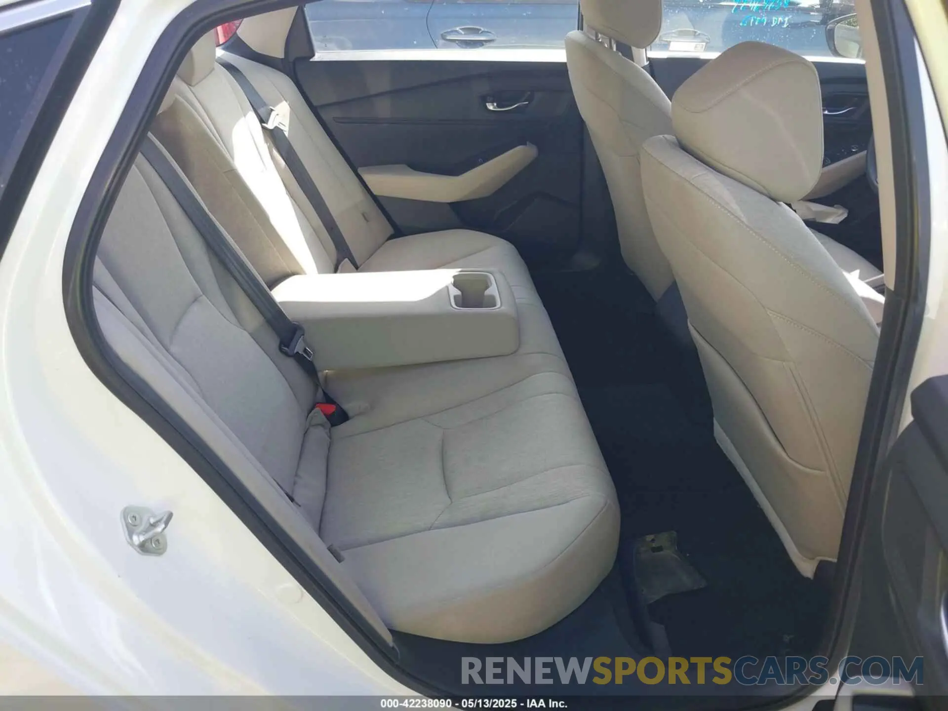 8 fotografías del automóvil dañado 1HGCY1F35PA031554 HONDA ACCORD 2023