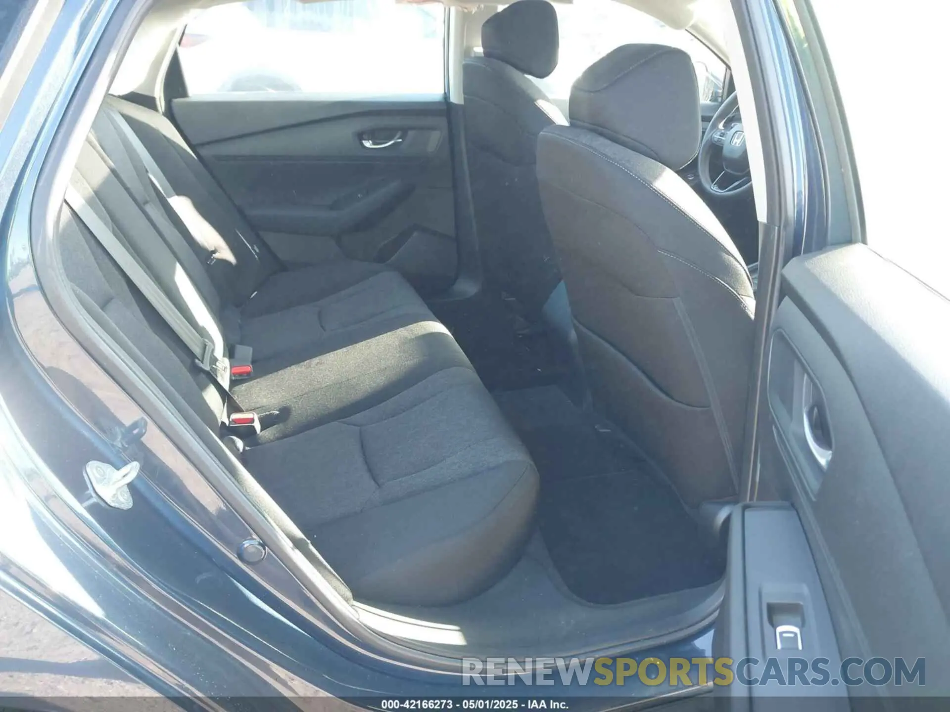 8 fotografías del automóvil dañado 1HGCY1F37PA005425 HONDA ACCORD 2023