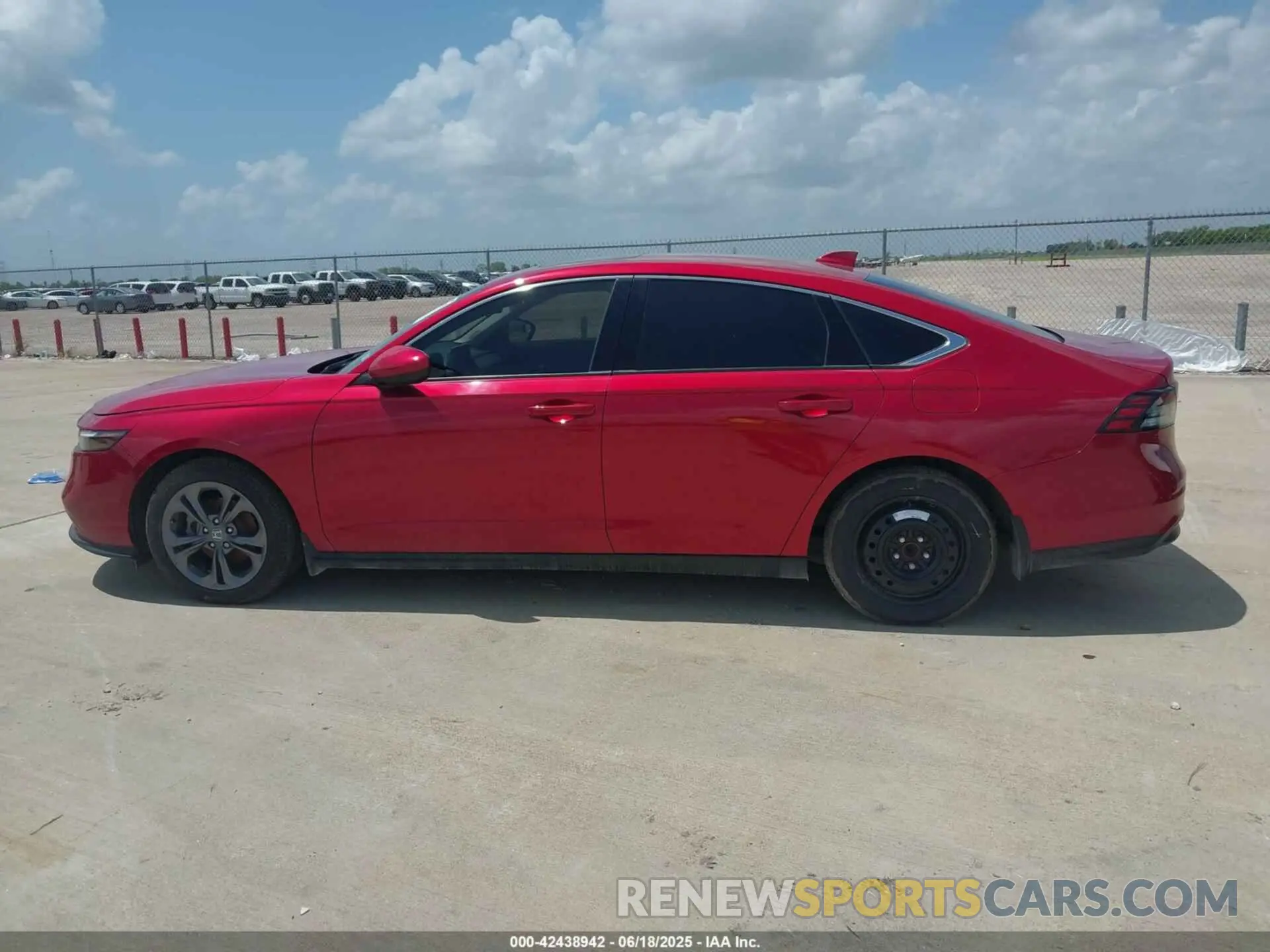 13 fotografías del automóvil dañado 1HGCY1F38PA031080 HONDA ACCORD 2023