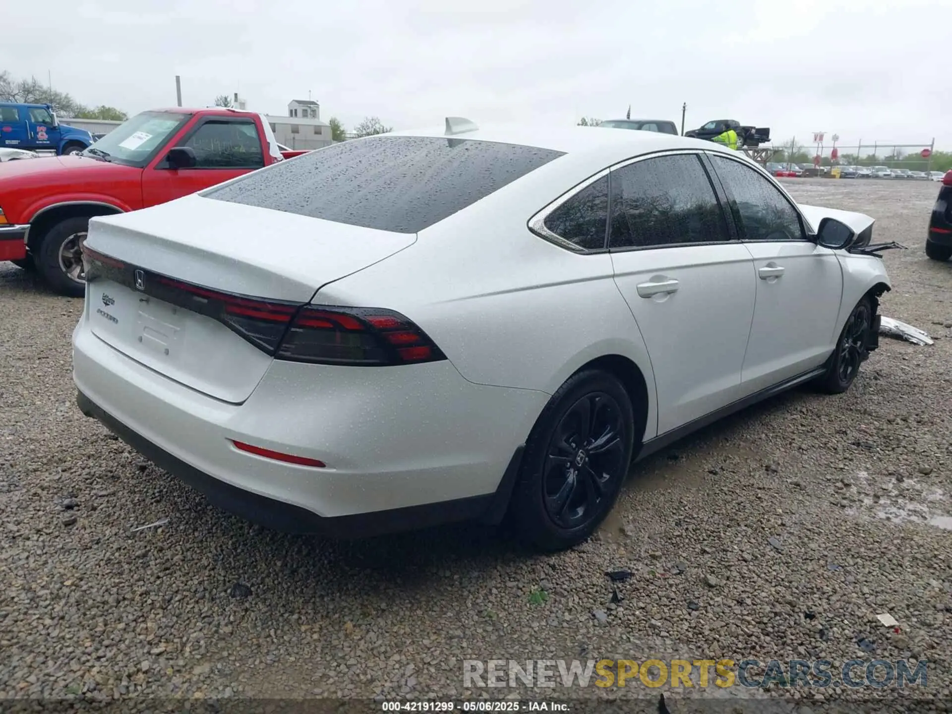 4 fotografías del automóvil dañado 1HGCY1F38PA035551 HONDA ACCORD 2023