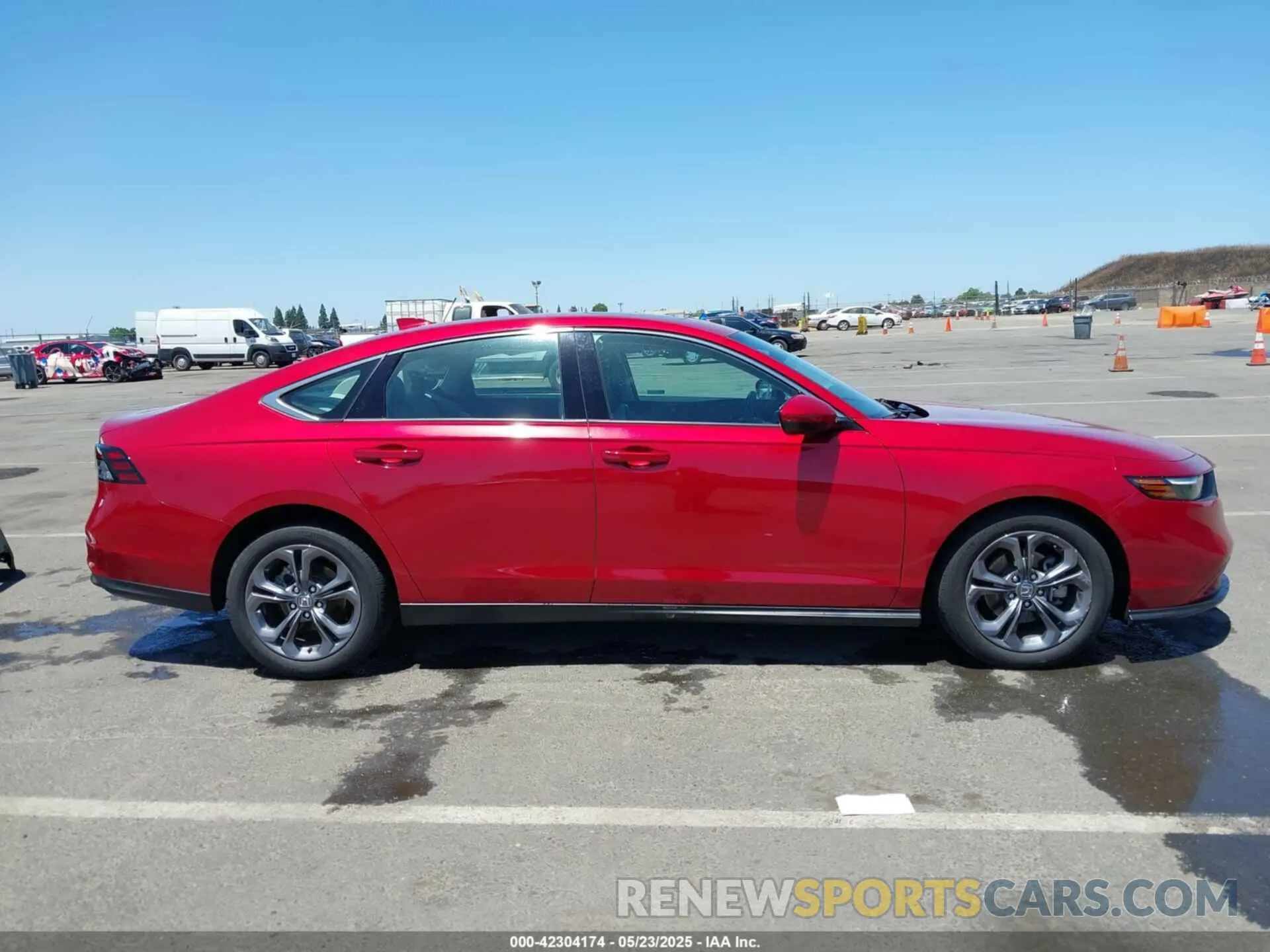 13 fotografías del automóvil dañado 1HGCY1F38PA038322 HONDA ACCORD 2023