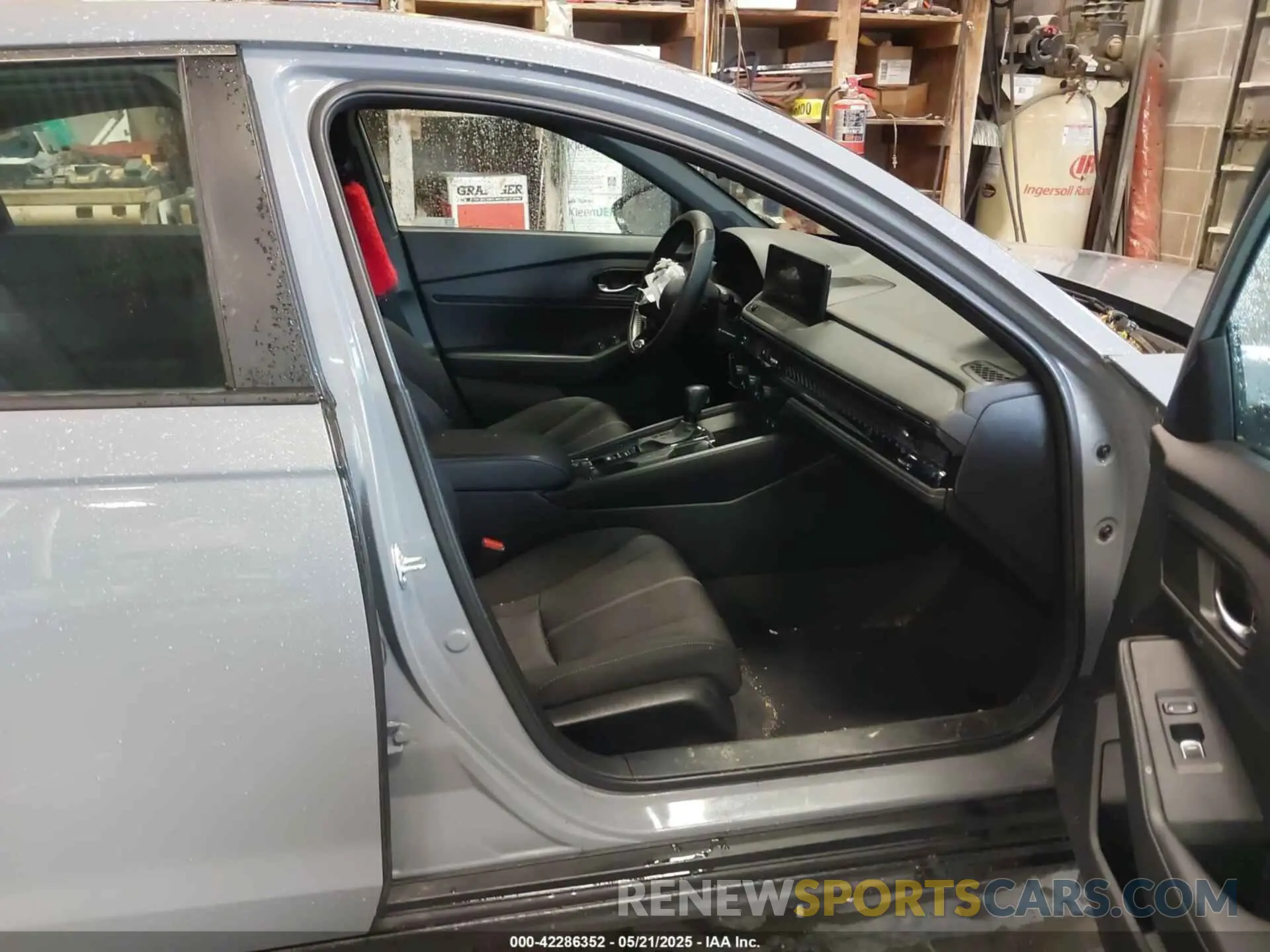 5 fotografías del automóvil dañado 1HGCY2F52PA036055 HONDA ACCORD 2023