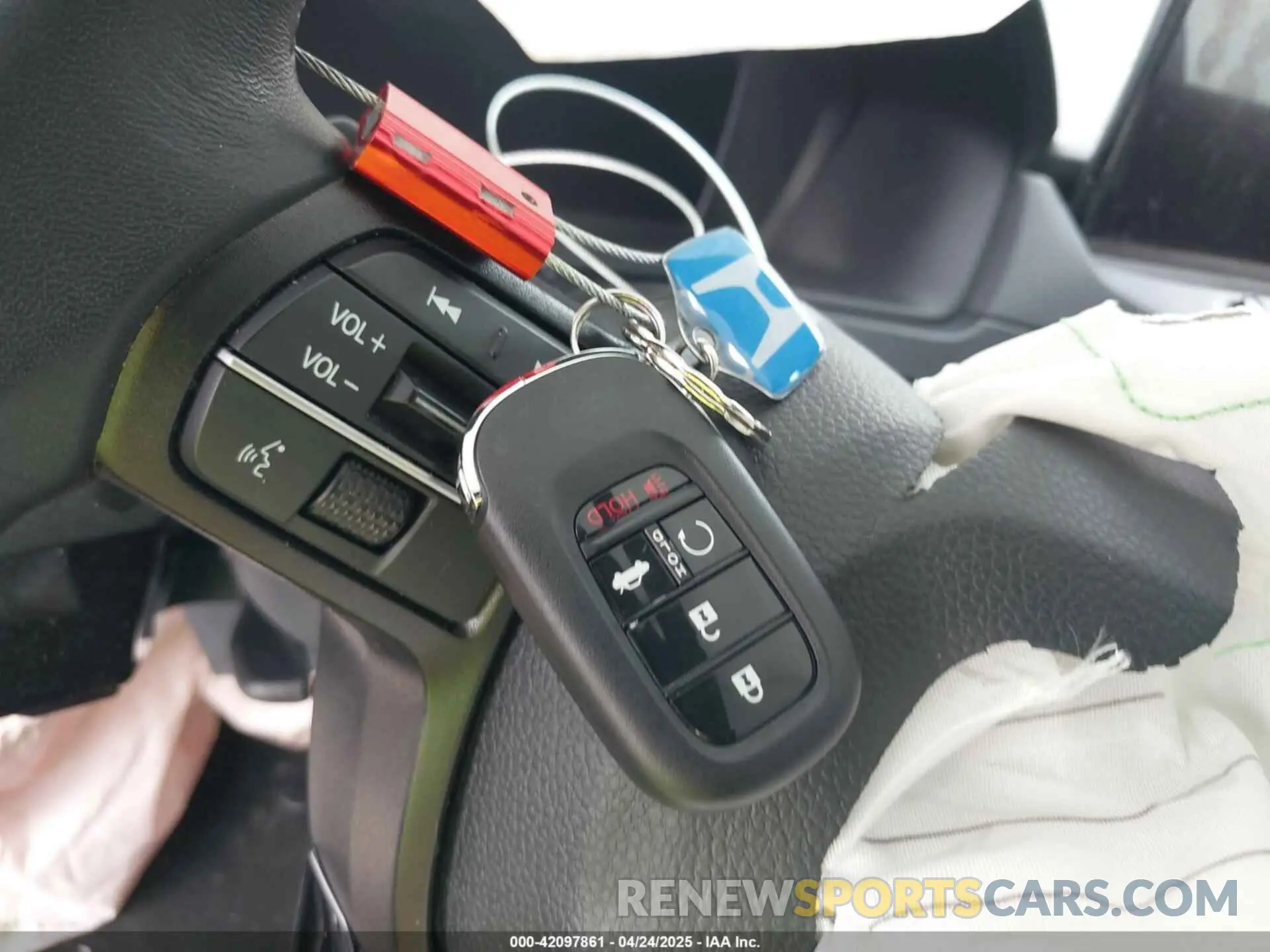 11 fotografías del automóvil dañado 1HGCY2F63PA050717 HONDA ACCORD 2023