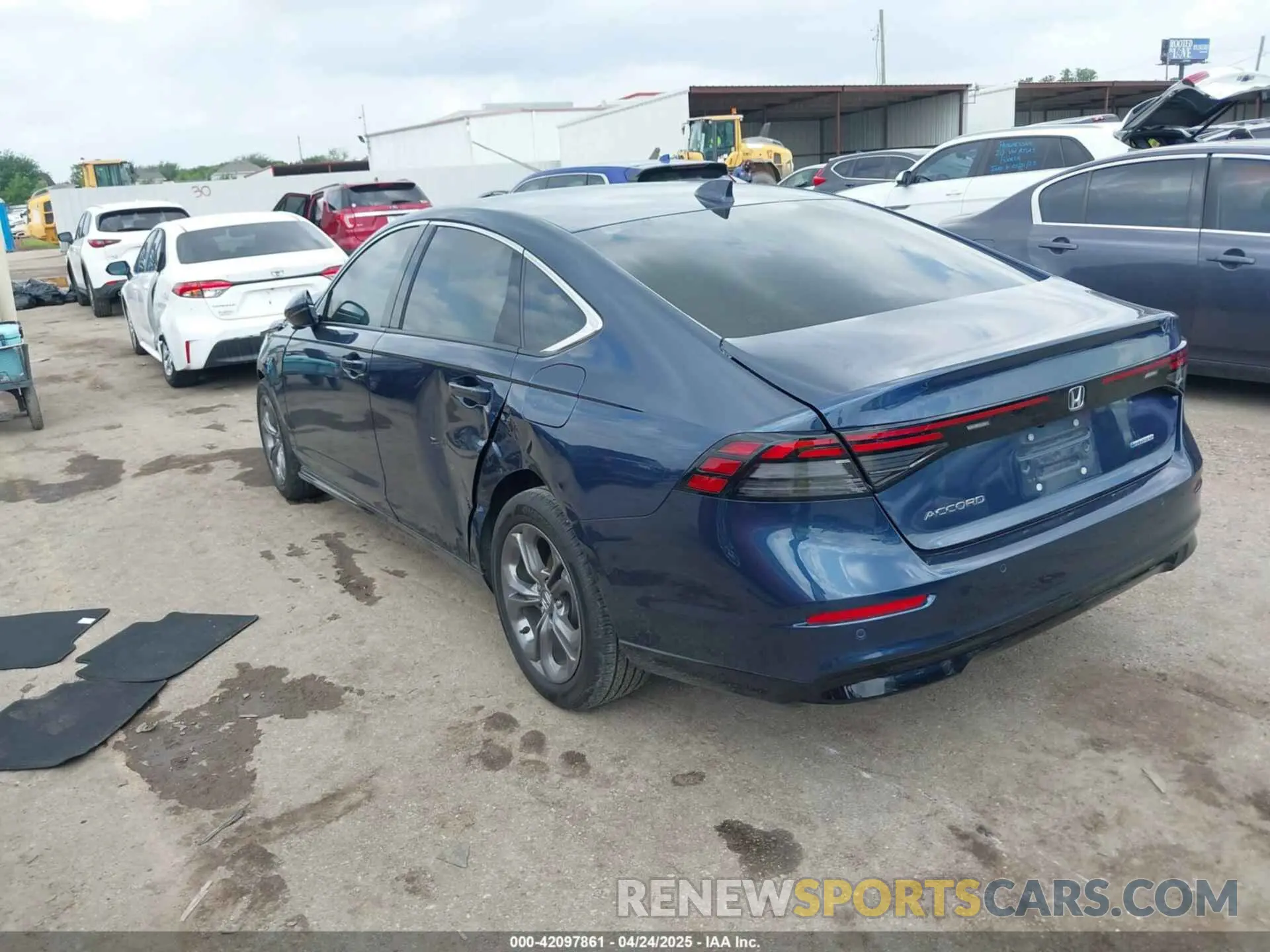 3 fotografías del automóvil dañado 1HGCY2F63PA050717 HONDA ACCORD 2023
