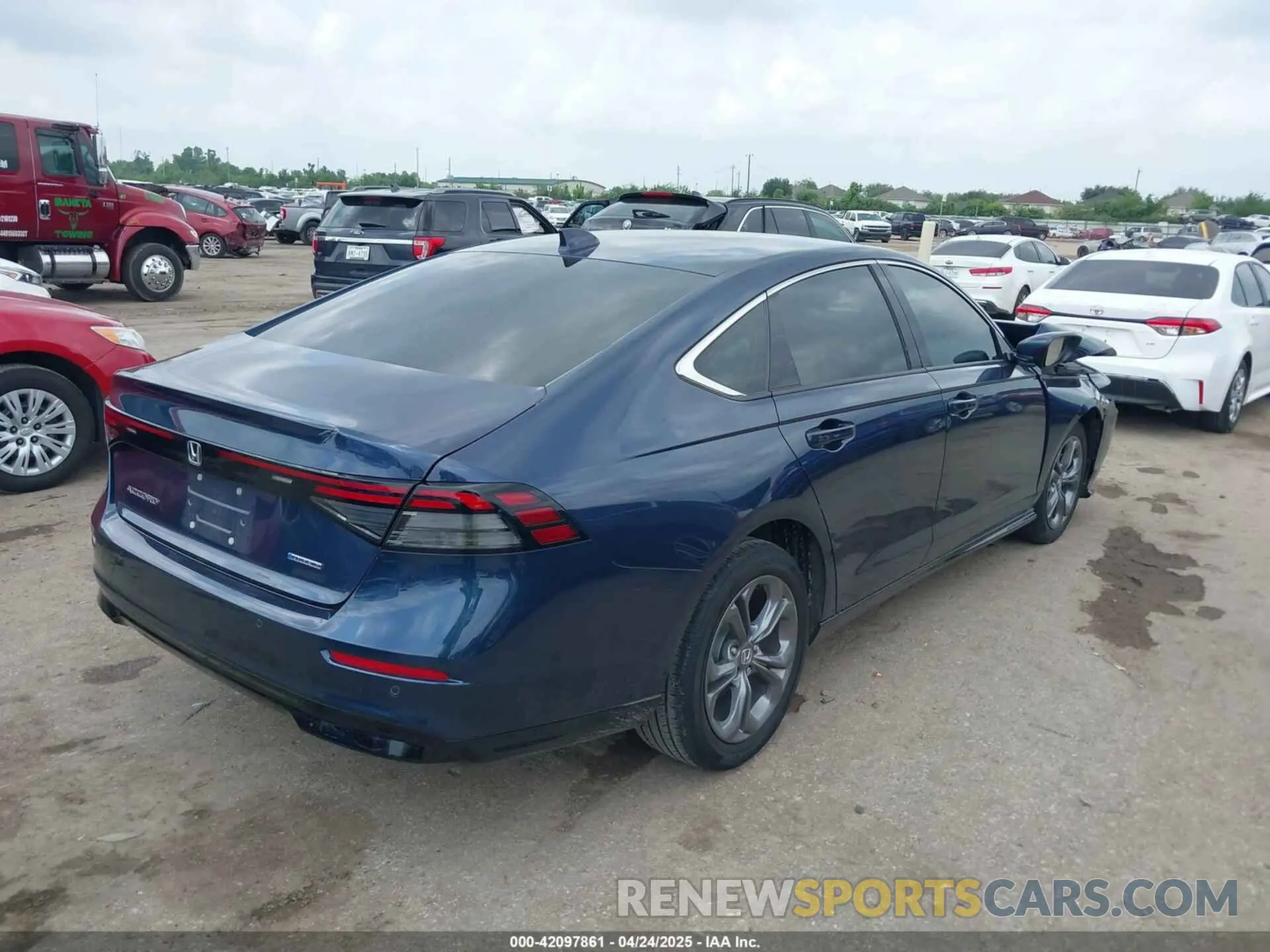 4 fotografías del automóvil dañado 1HGCY2F63PA050717 HONDA ACCORD 2023