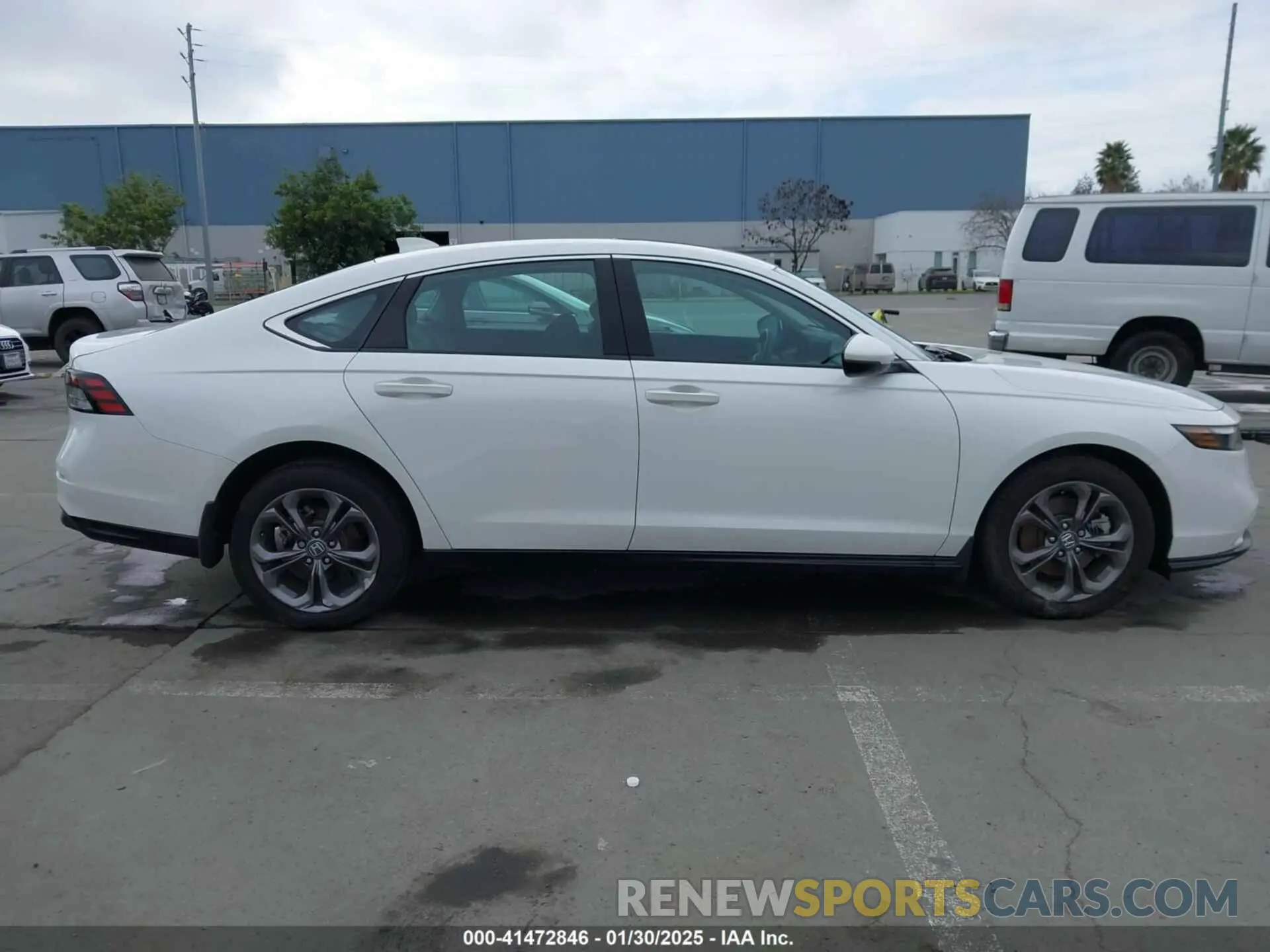 13 fotografías del automóvil dañado 1HGCY2F64PA037734 HONDA ACCORD 2023