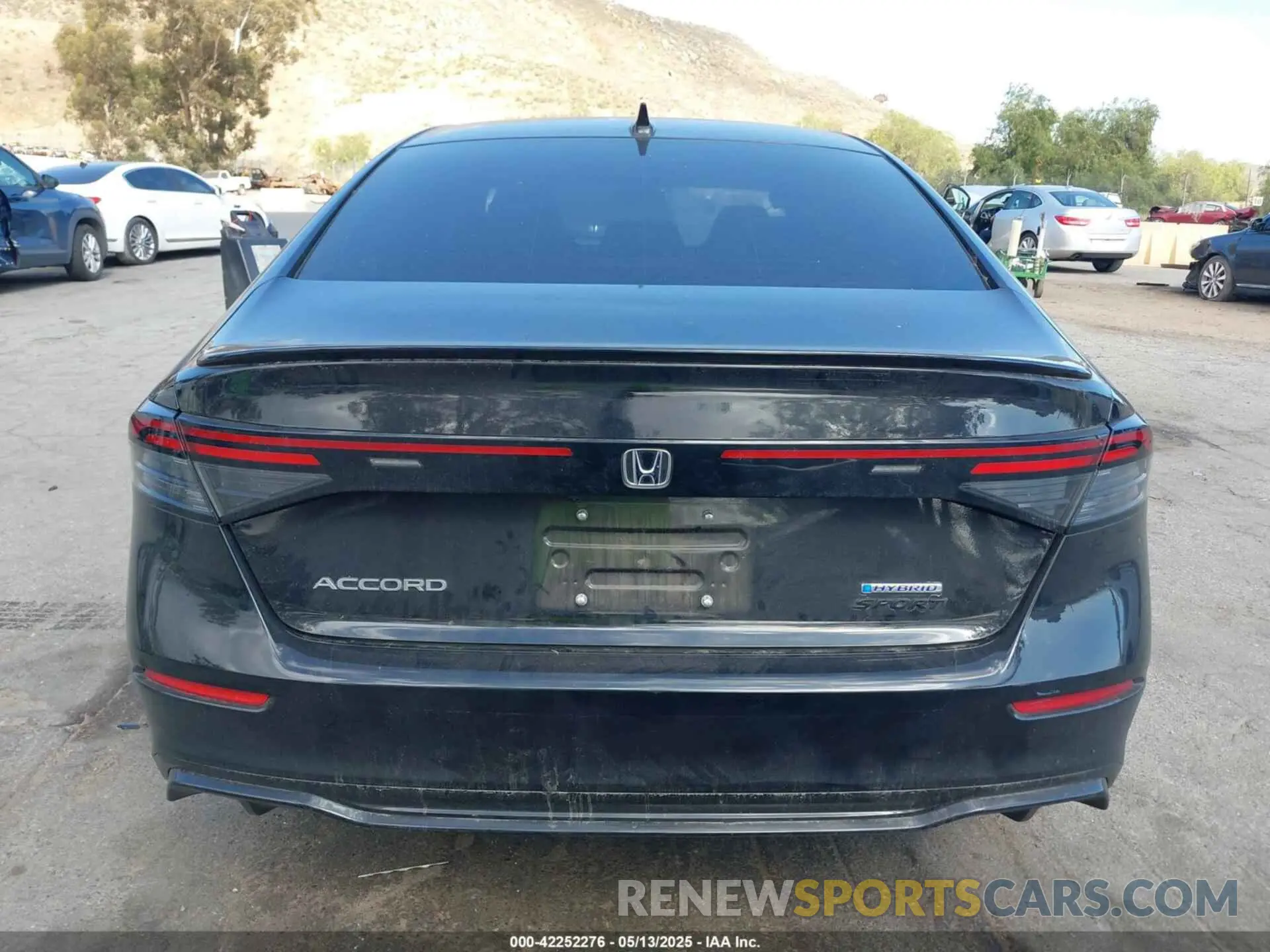 16 fotografías del automóvil dañado 1HGCY2F71PA062437 HONDA ACCORD 2023