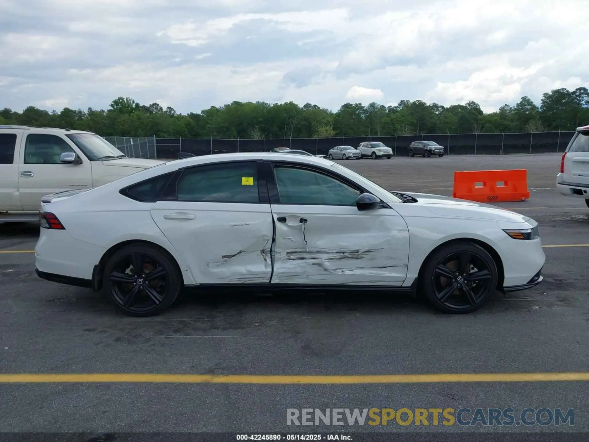 12 fotografías del automóvil dañado 1HGCY2F75PA056124 HONDA ACCORD 2023