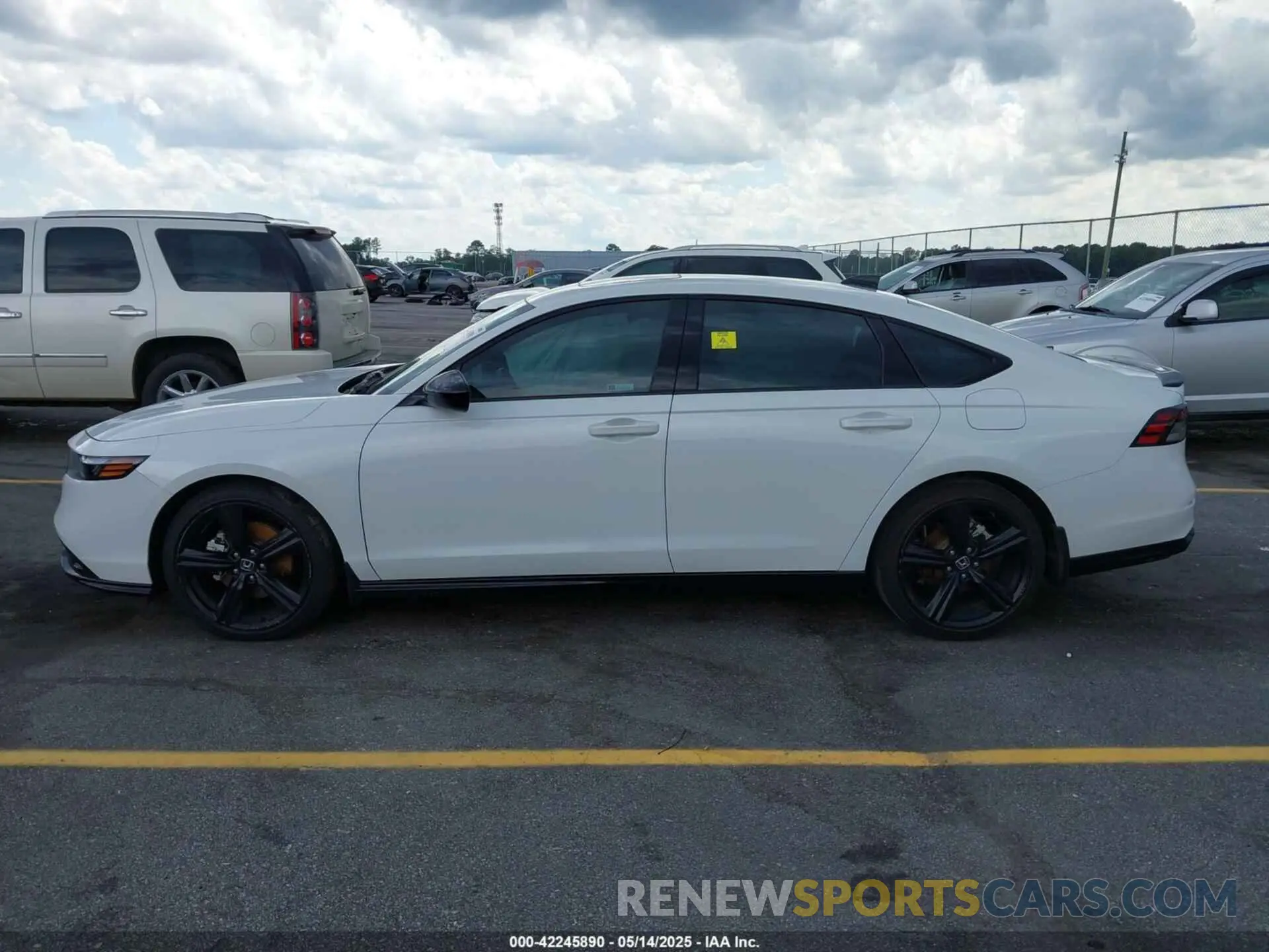 13 fotografías del automóvil dañado 1HGCY2F75PA056124 HONDA ACCORD 2023