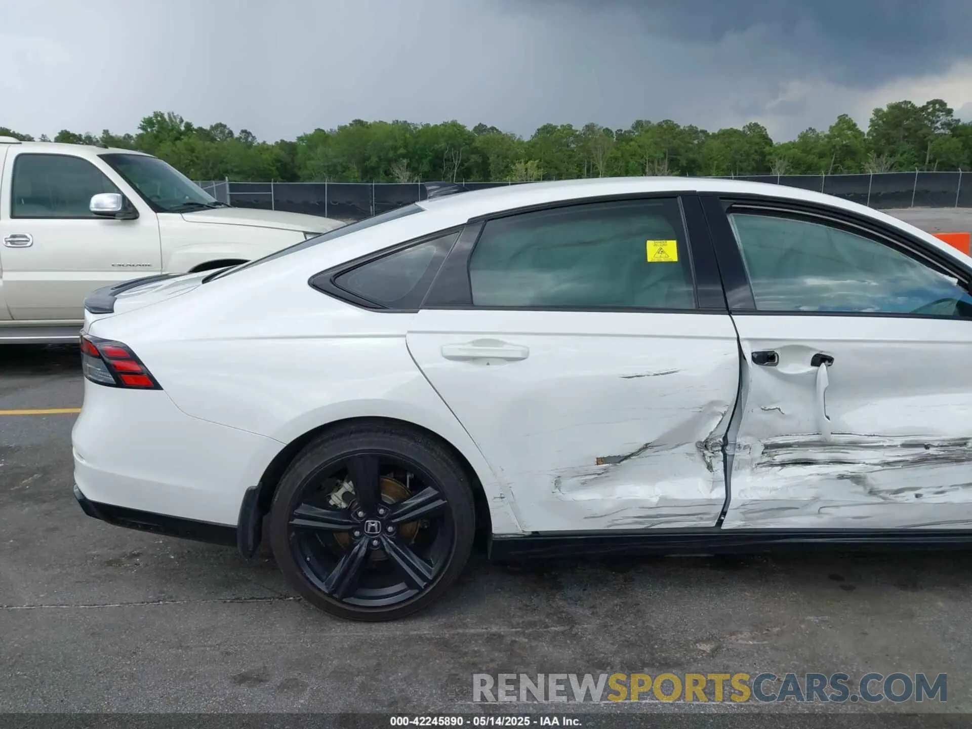 16 fotografías del automóvil dañado 1HGCY2F75PA056124 HONDA ACCORD 2023