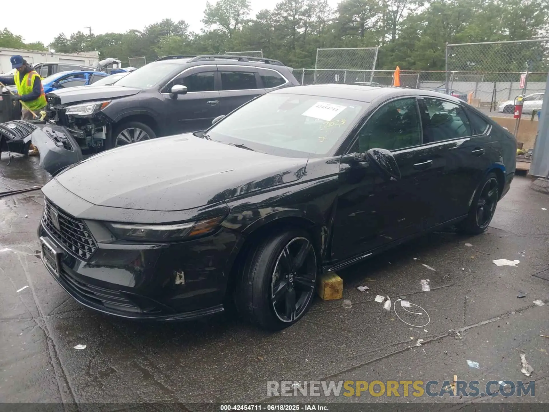 2 fotografías del automóvil dañado 1HGCY2F77PA034108 HONDA ACCORD 2023